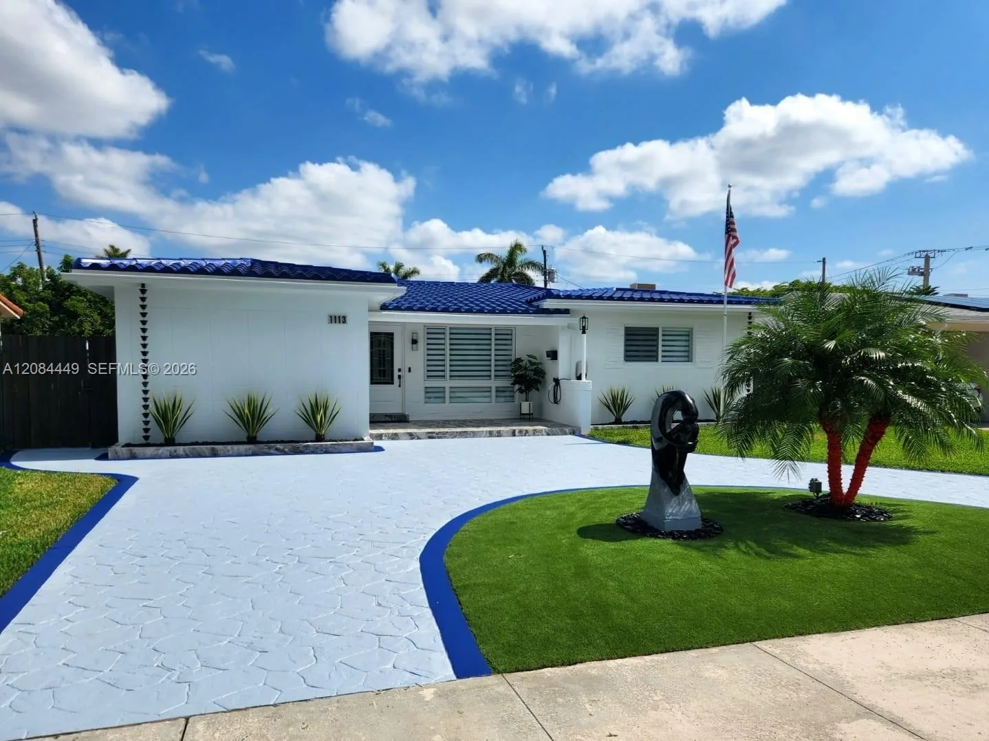 1113 NE 8th St # Efficiency, Hallandale Beach, FL 33009