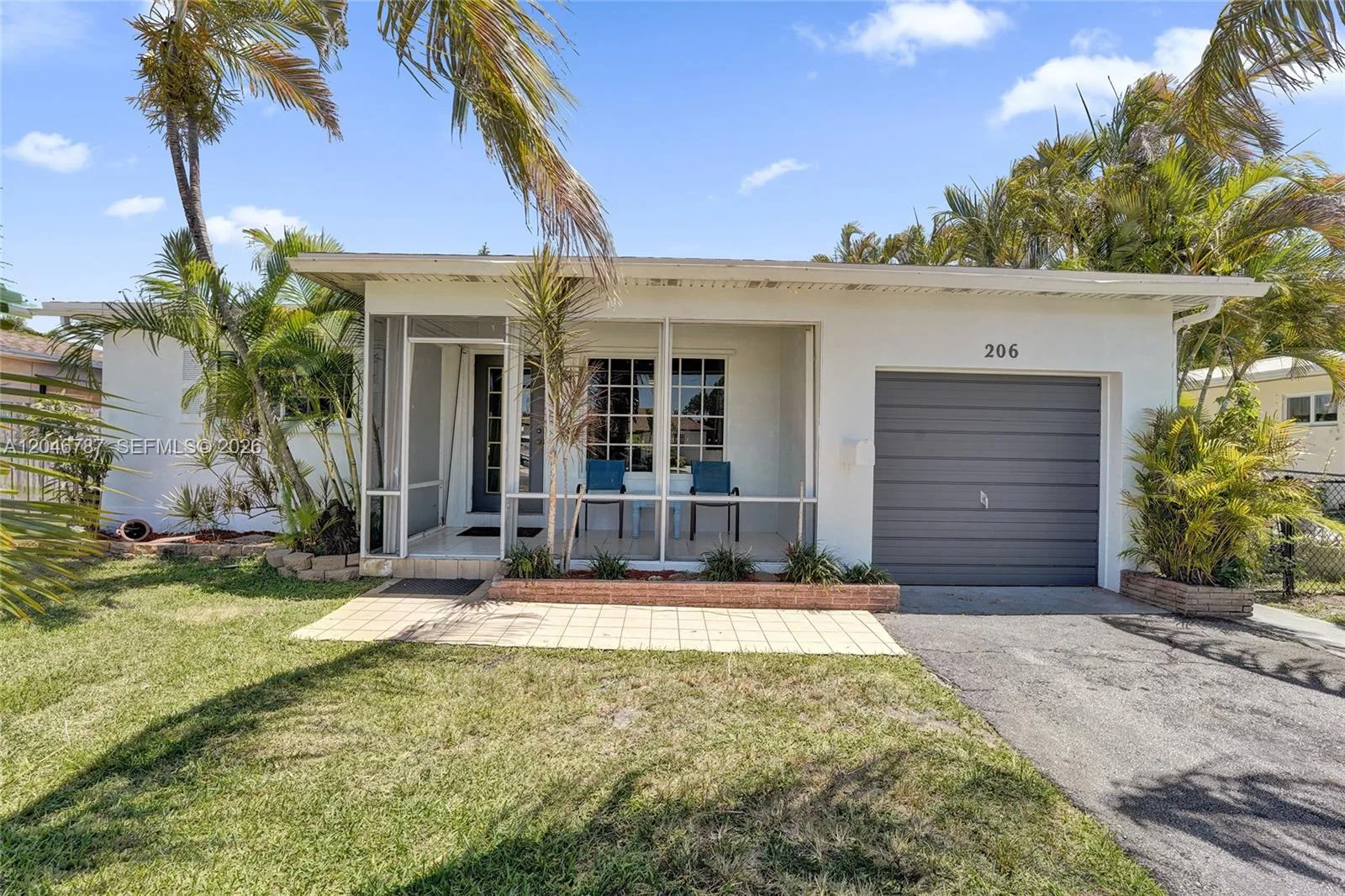 206 SE 3rd St, Dania Beach, FL 33004