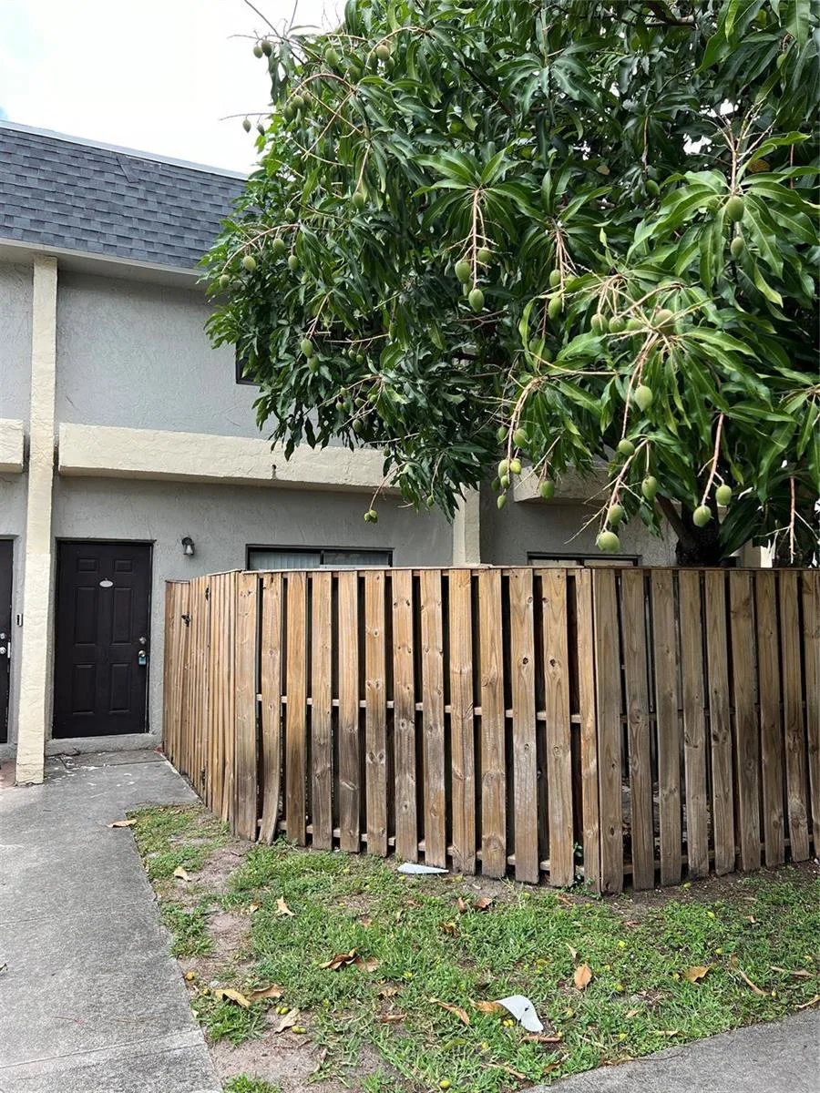 2442 NW 52nd Avenue, Lauderhill, FL 33313