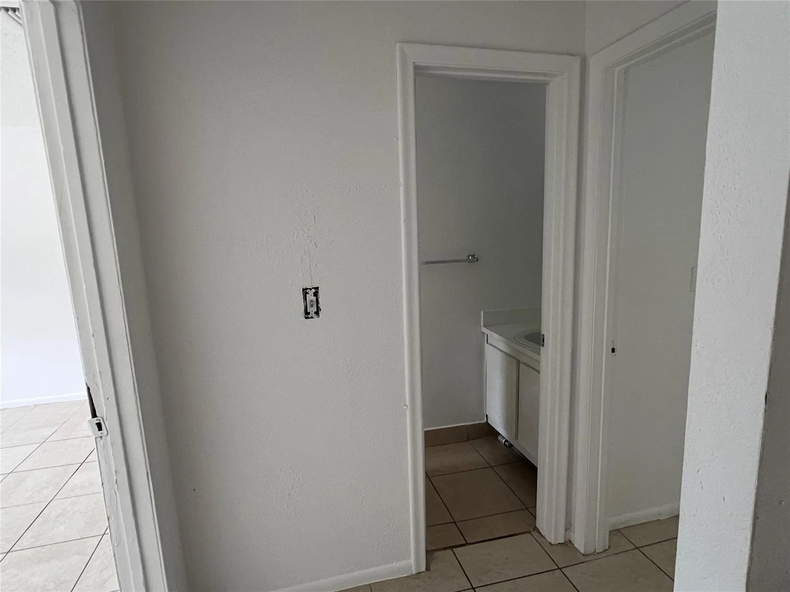 2442 NW 52nd Avenue, Lauderhill, FL 33313 photo 10