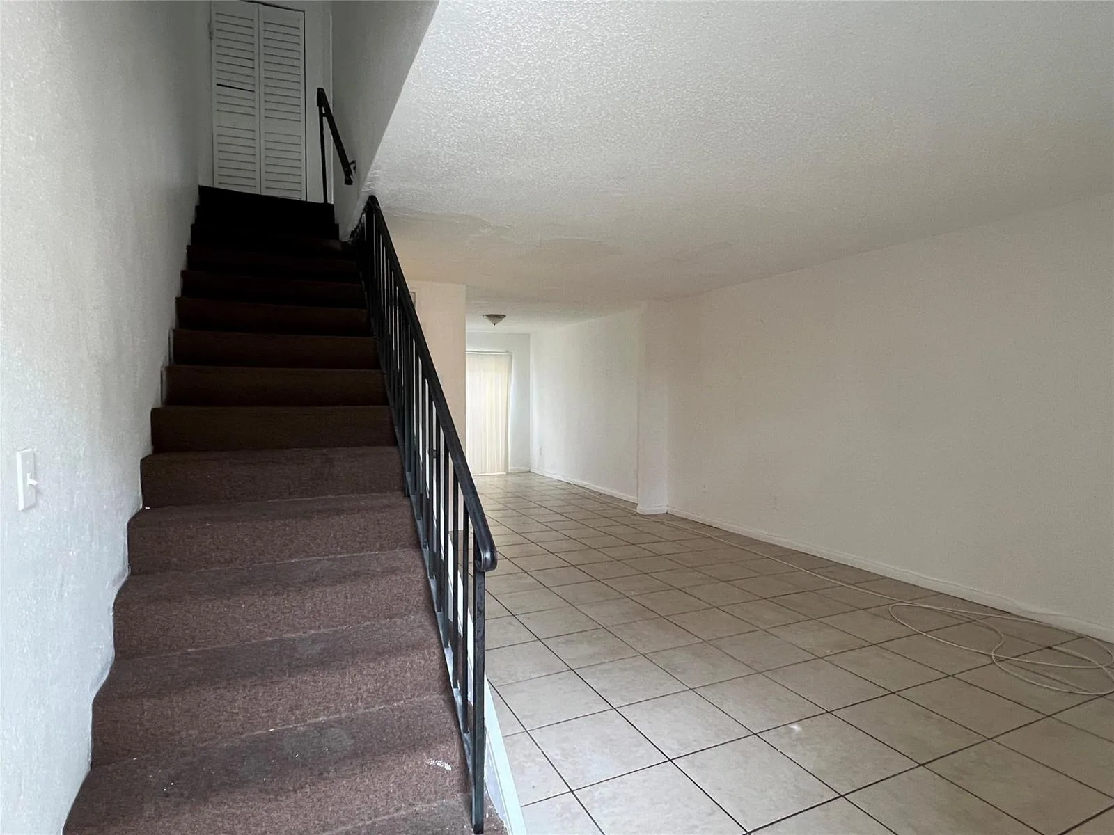 2442 NW 52nd Avenue, Lauderhill, FL 33313 photo 2