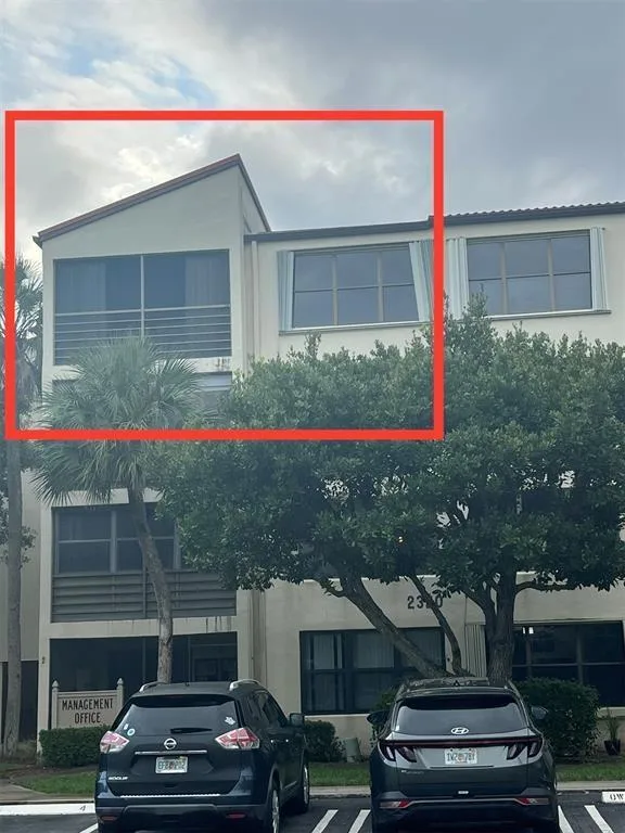 2320 S CYPRESS BEND Drive # 401, Pompano Beach, FL 33069 photo 9