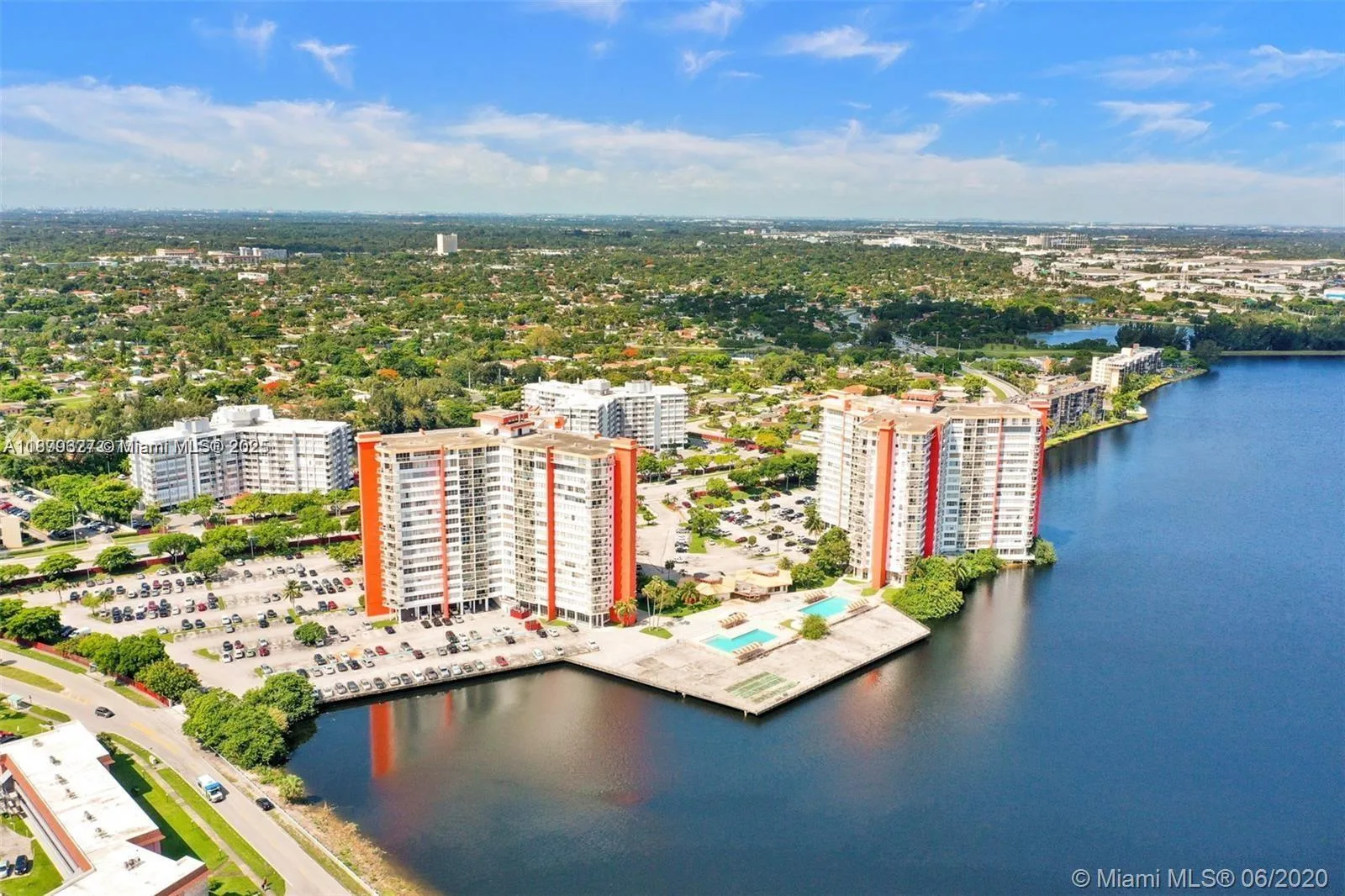 1351 NE Miami Gardens Dr # 1404E, Miami, FL 33179