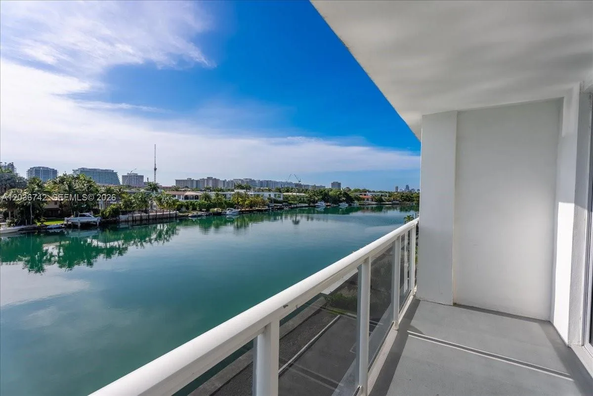 9381 E Bay Harbor Dr # 404S, Bay Harbor Islands, FL 33154 photo 6