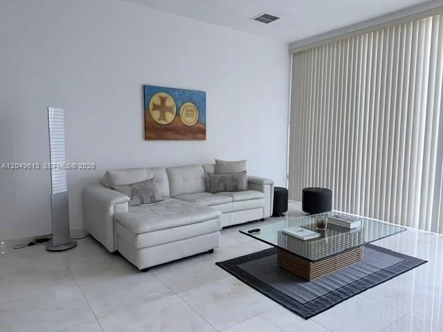 881 Ocean Dr # L2, Key Biscayne, FL 33149 photo 3