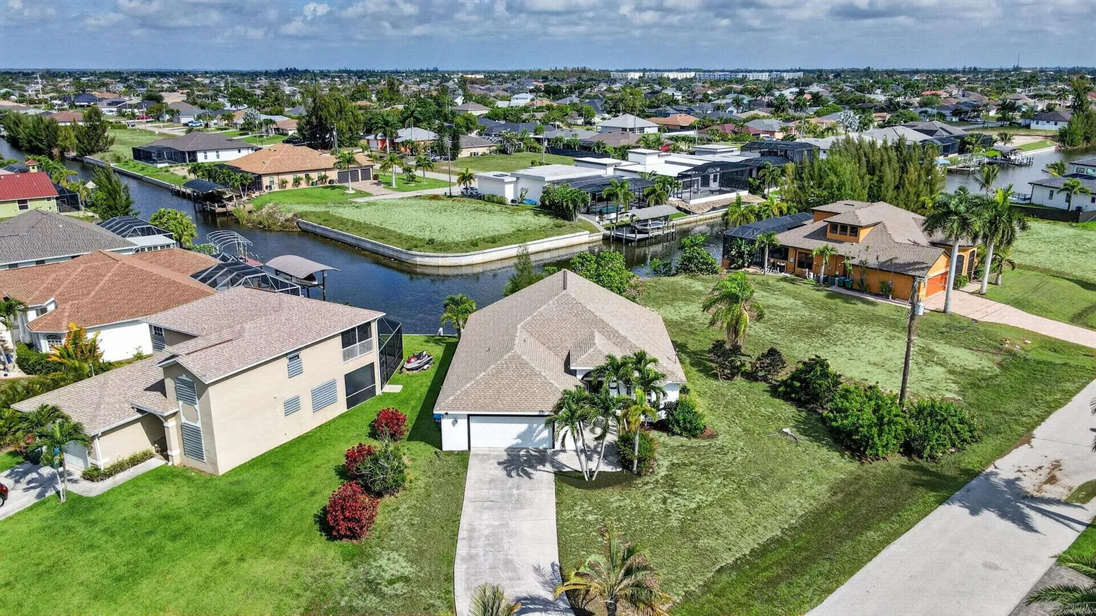 2902 SW 17th Avenue, Cape Coral, FL 33914