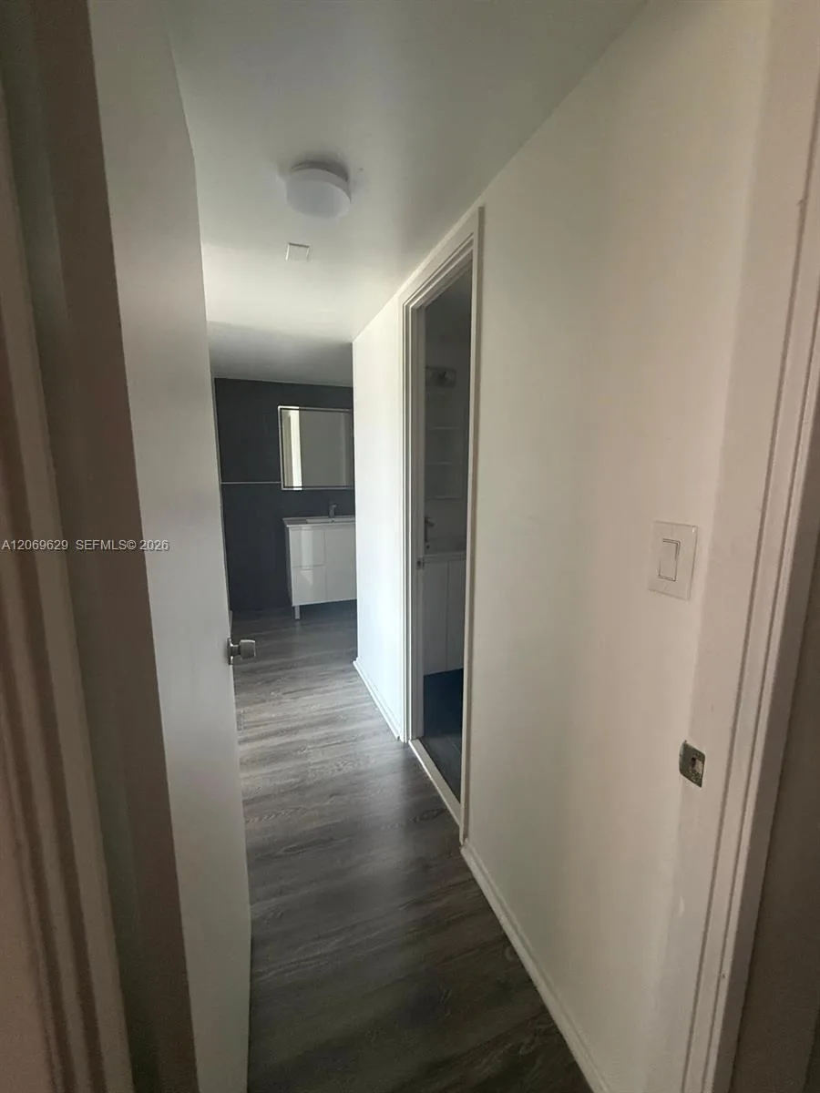 1351 NE Miami Gardens Dr # 1113E, Miami, FL 33179 photo 6