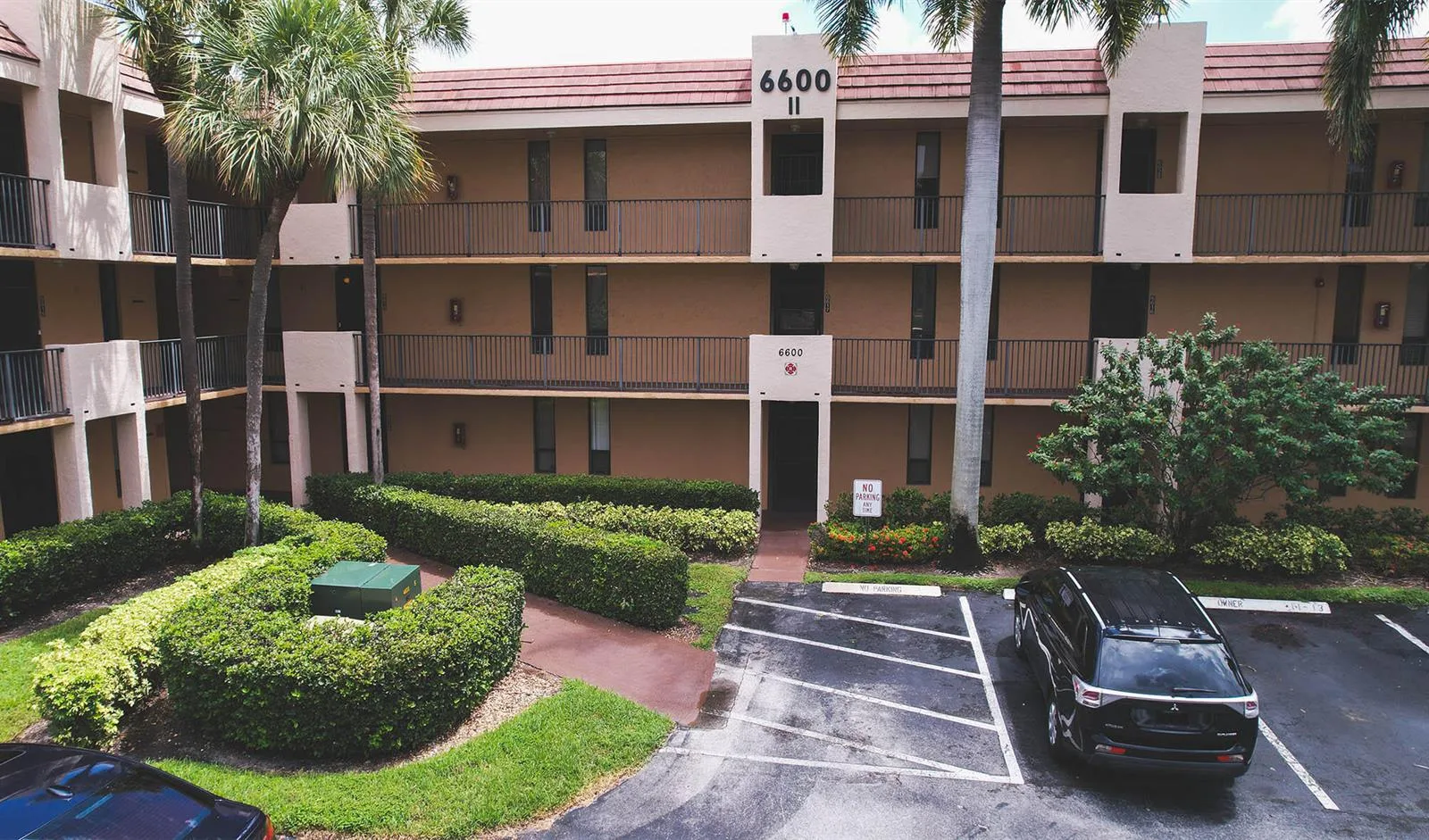 6618 CORAL LAKE Drive # 206, Margate, FL 33063