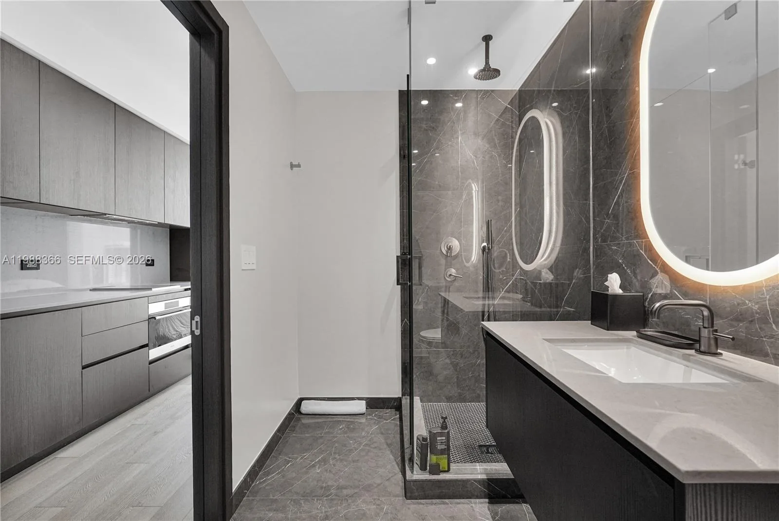 20 NE 11th St # 3603A, Miami, FL 33132 photo 3