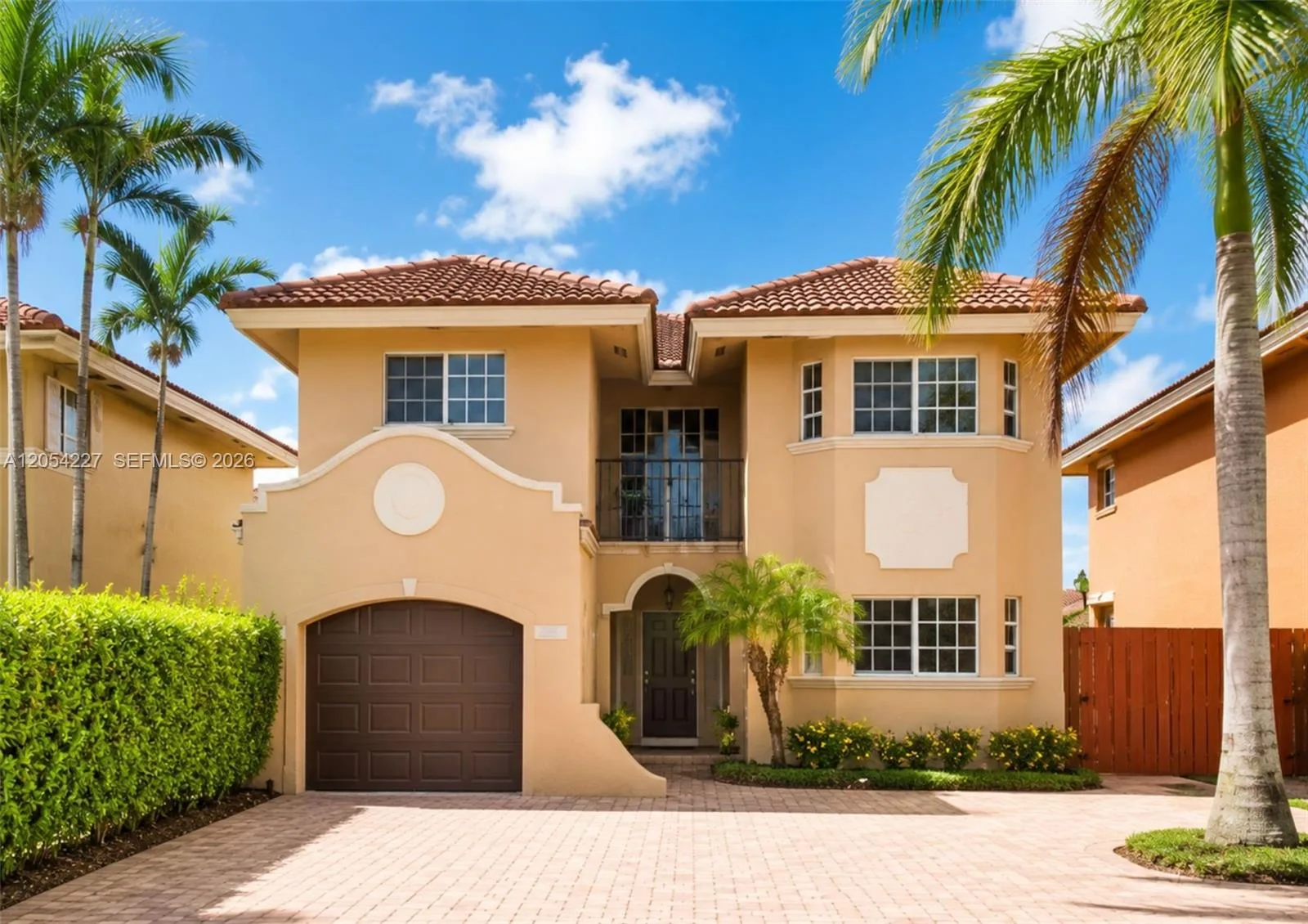 15355 SW 39th Ln, Miami, FL 33185