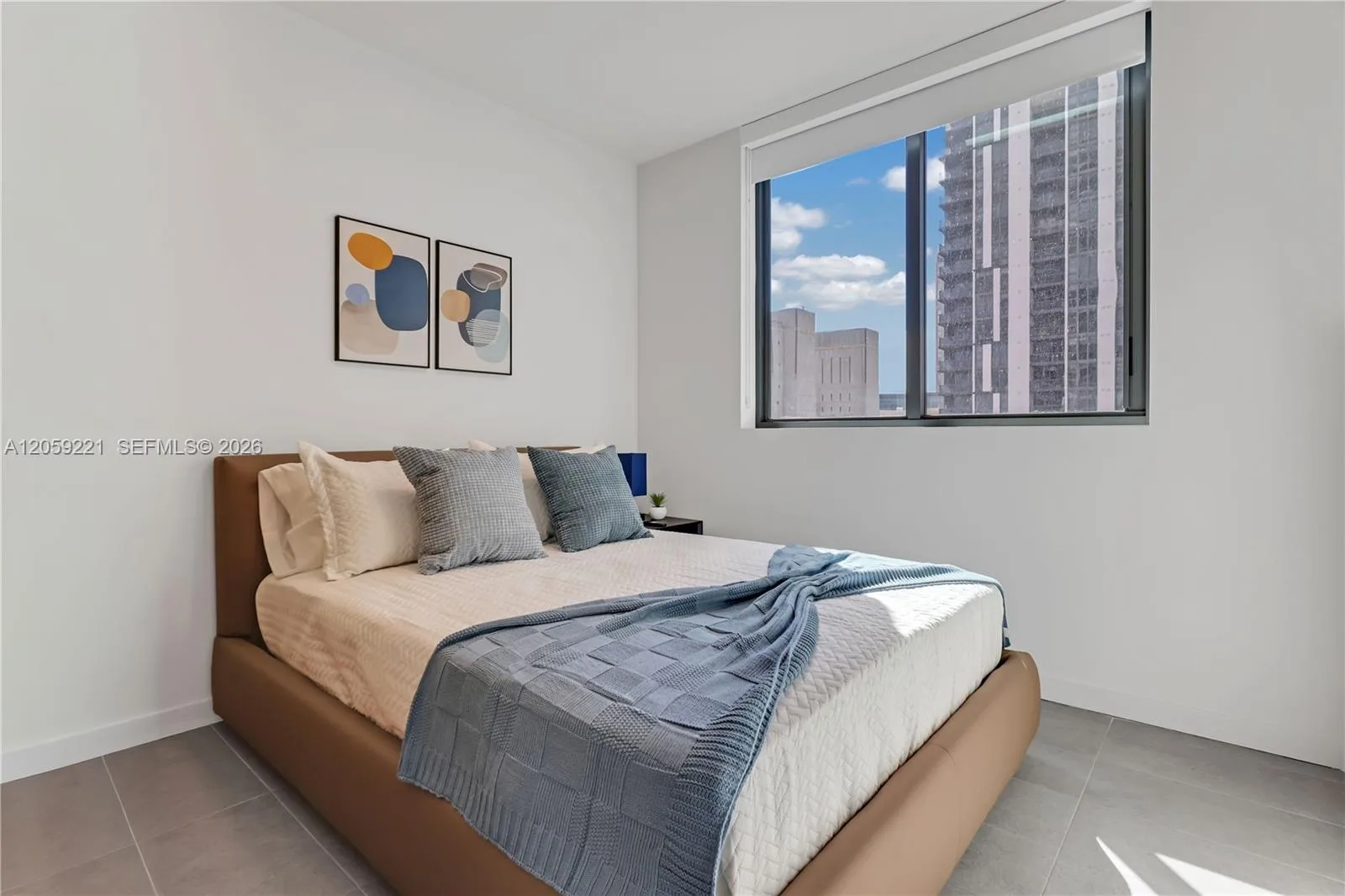 121 NE 5th St # 1808, Miami, FL 33132 photo 3