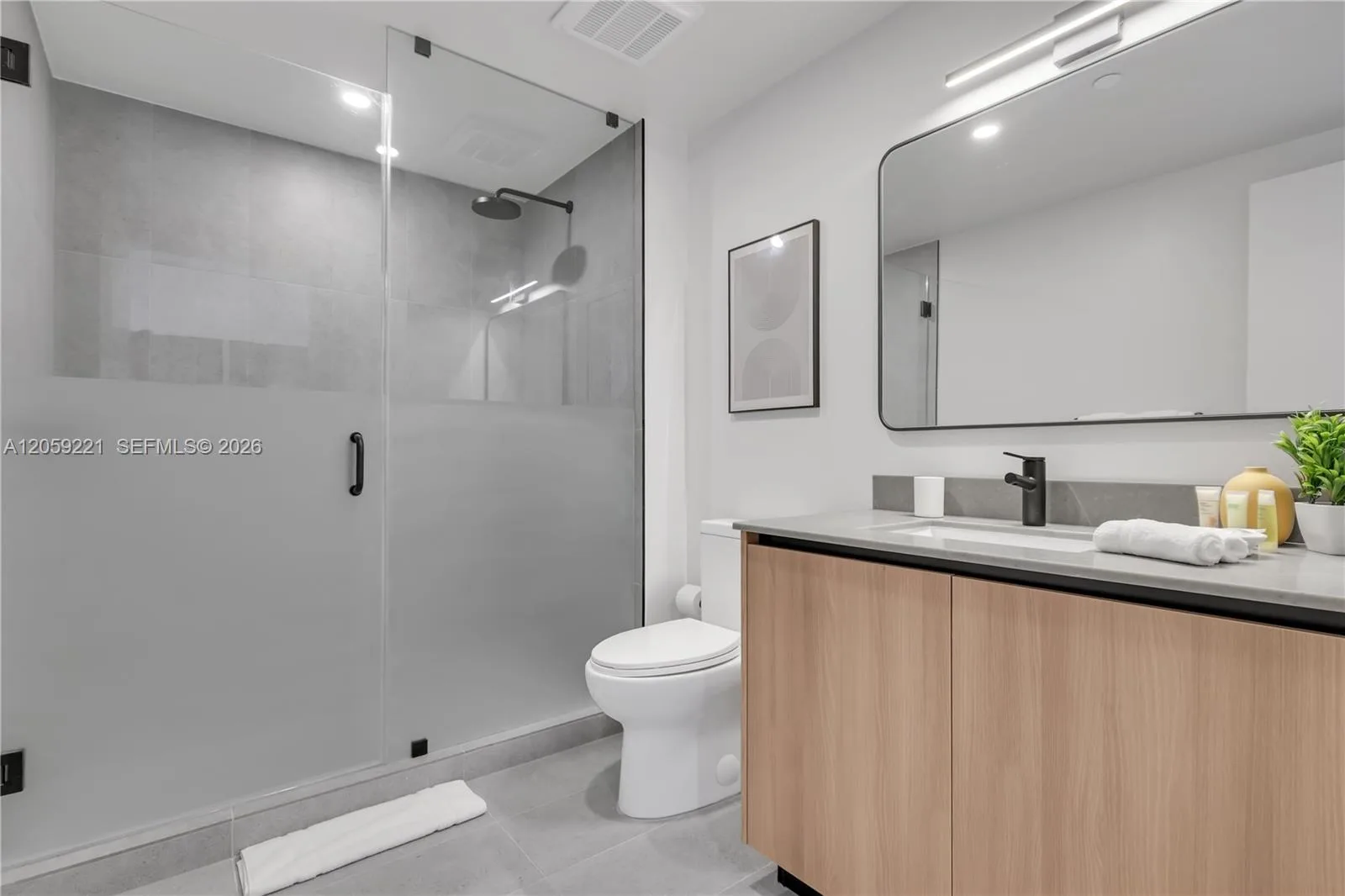 121 NE 5th St # 1808, Miami, FL 33132 photo 5