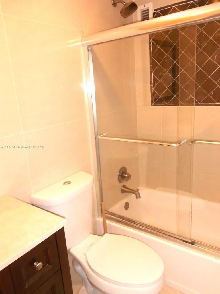 3901 S Ocean Dr # 8E, Hollywood, FL 33019 photo 12