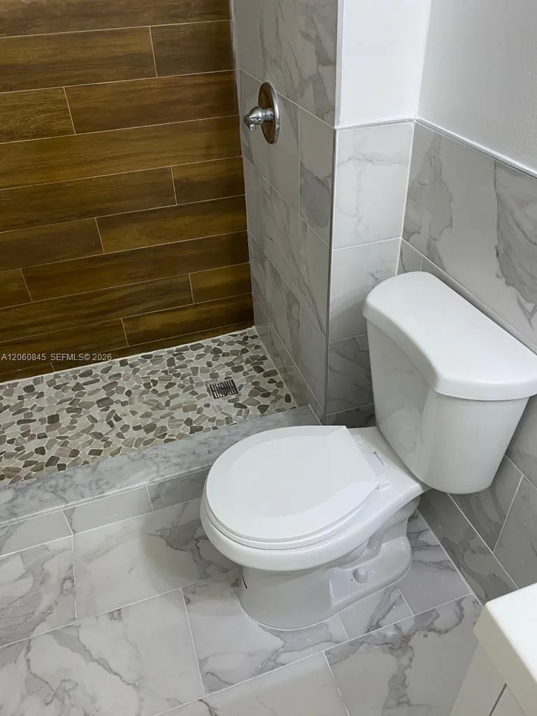 4450 NW 79th Ave # 1C, Doral, FL 33166 photo 4
