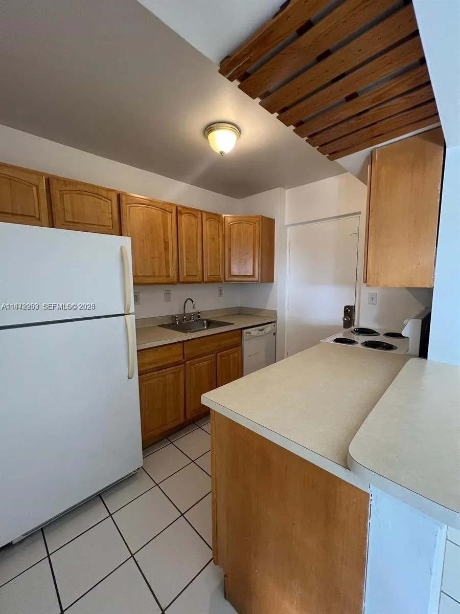 455 S Pine Island Rd # 410C, Plantation, FL 33324 photo 8