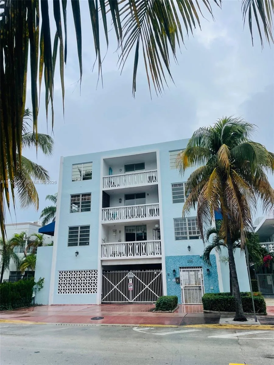 335 Collins Ave # 302, Miami Beach, FL 33139