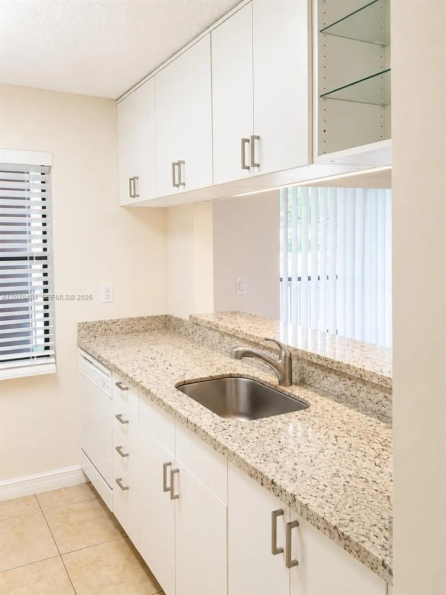 3396 Foxcroft Rd # 316, Miramar, FL 33025 photo 2