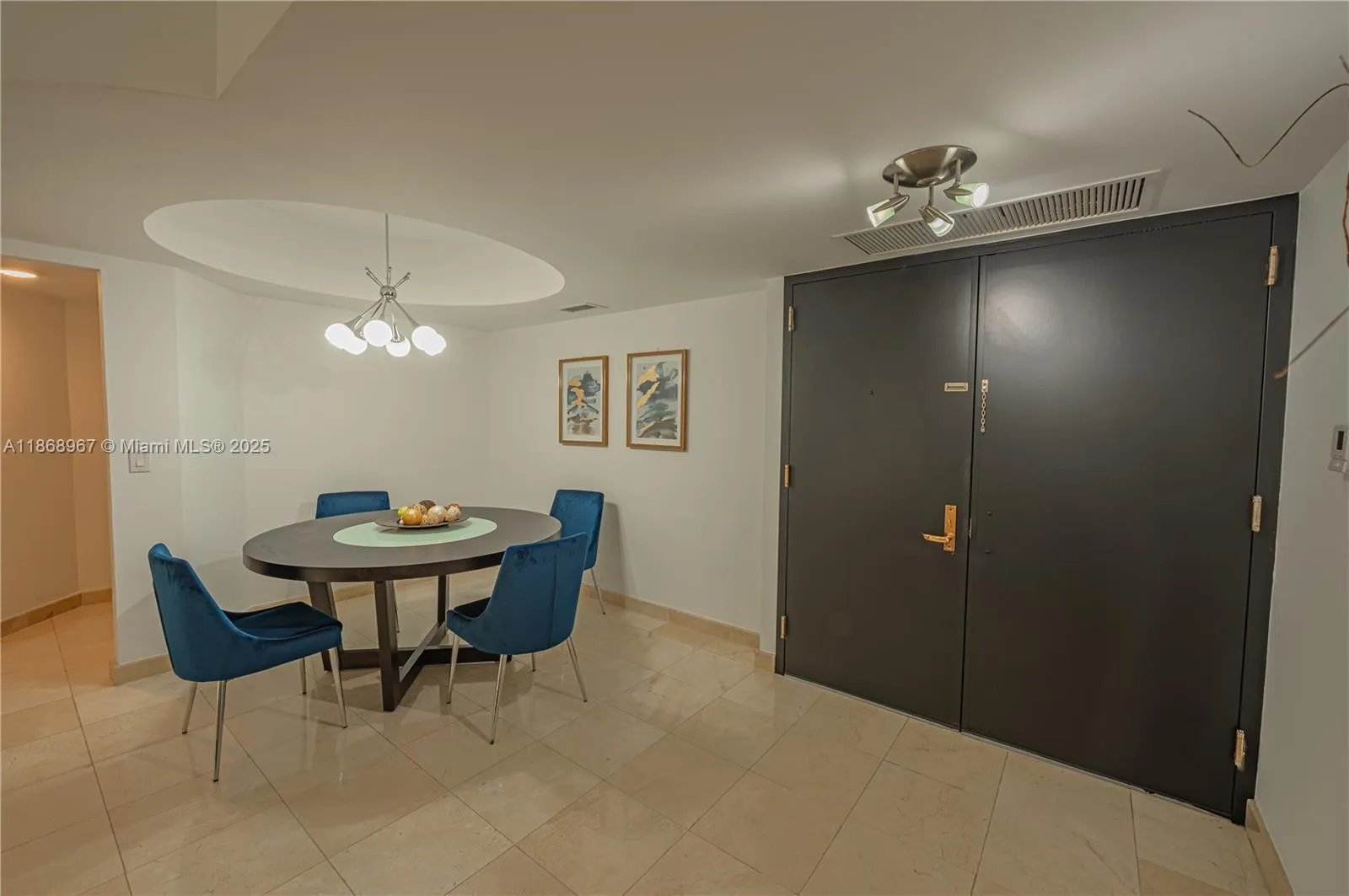 Mirage – photo 19