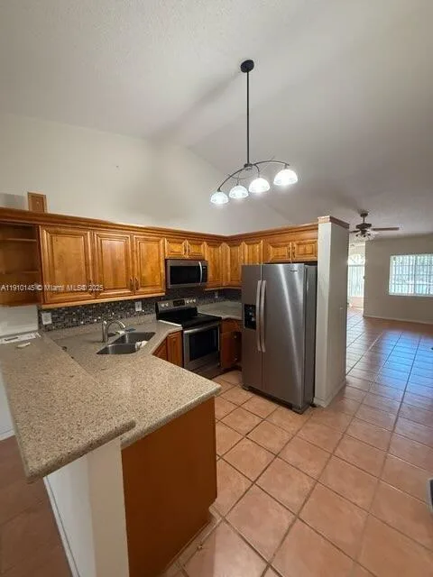 3171 Holiday Springs Blvd # 32-5, Margate, FL 33063 photo 2