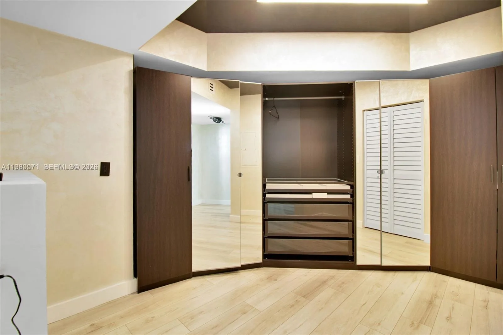 16699 Collins Ave # 2002, Sunny Isles Beach, FL 33160 photo 10