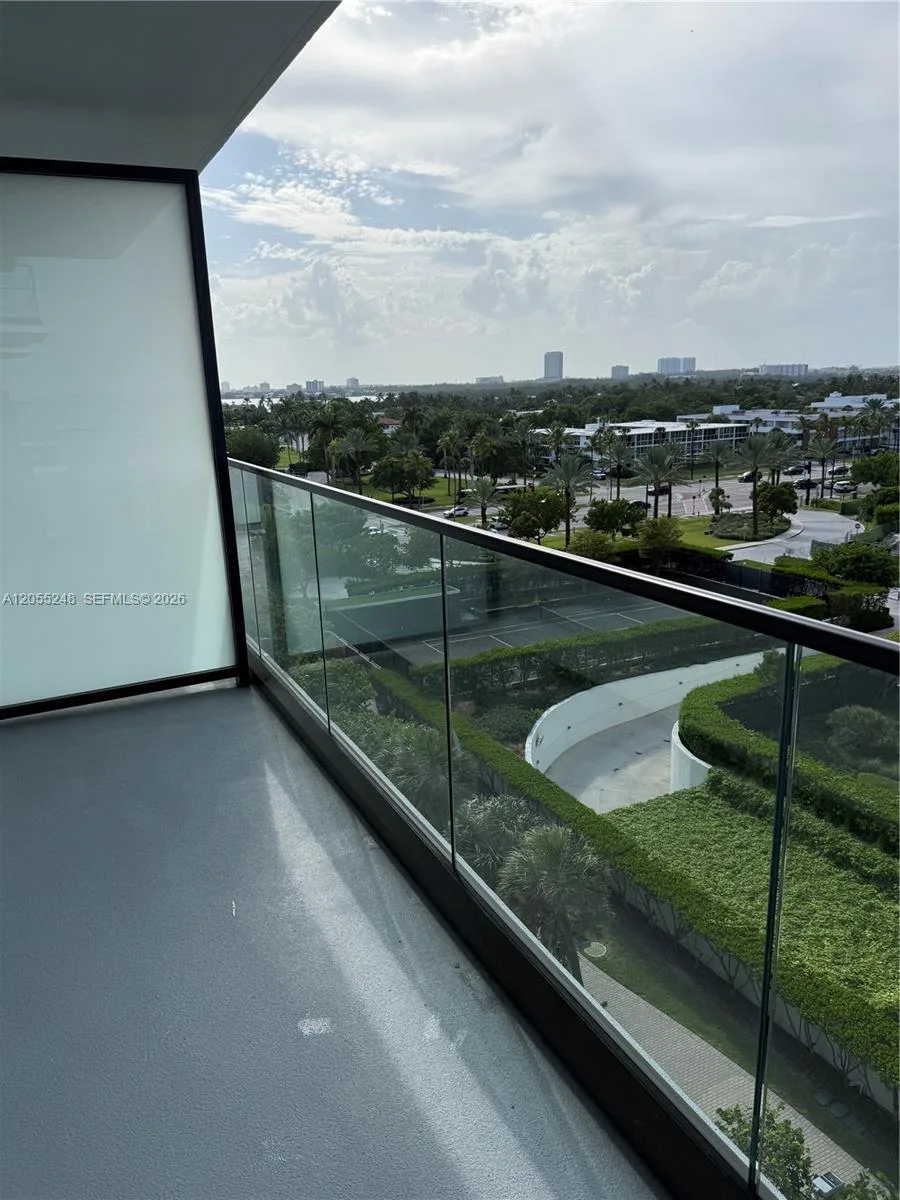 10185 NE Collins Ave # 822, Bal Harbour, FL 33154 photo 4