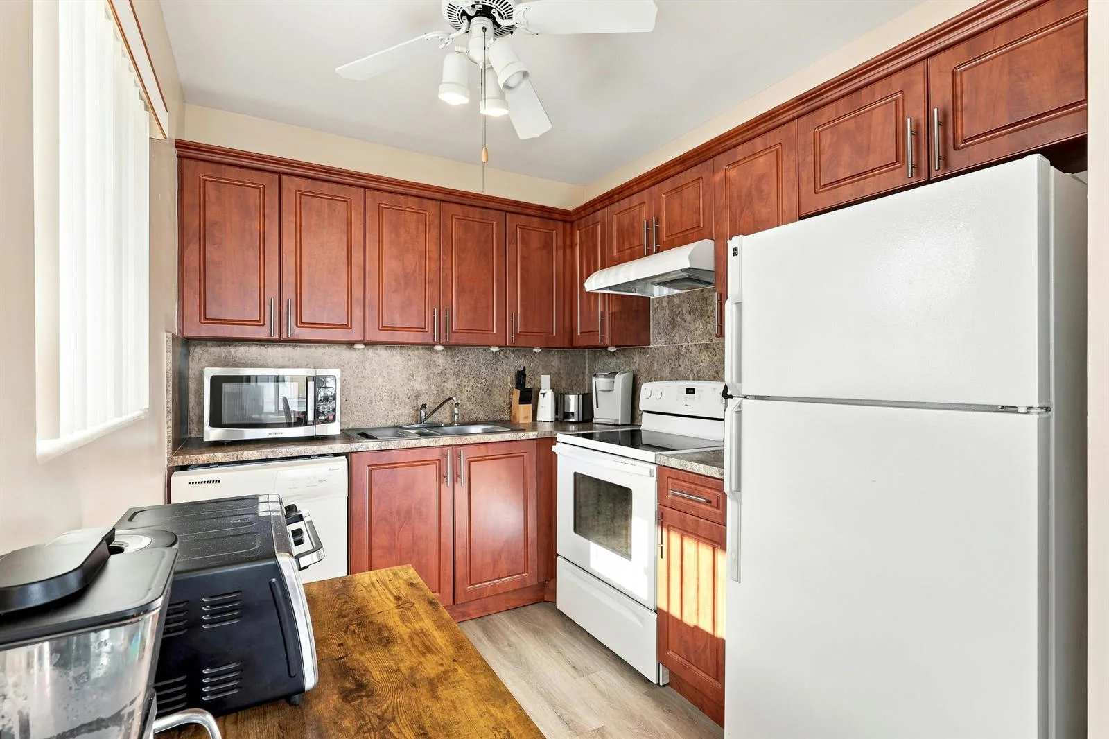 2920 Cynthia Lane # 202, FL 33461 photo 7