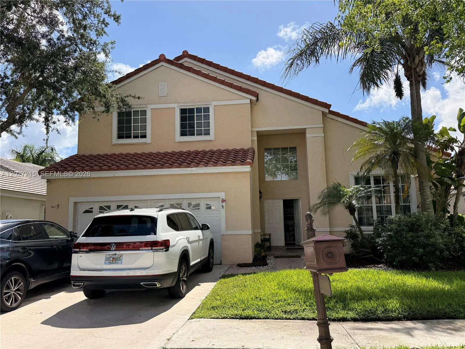 300 Cameron Dr, Weston, FL 33326