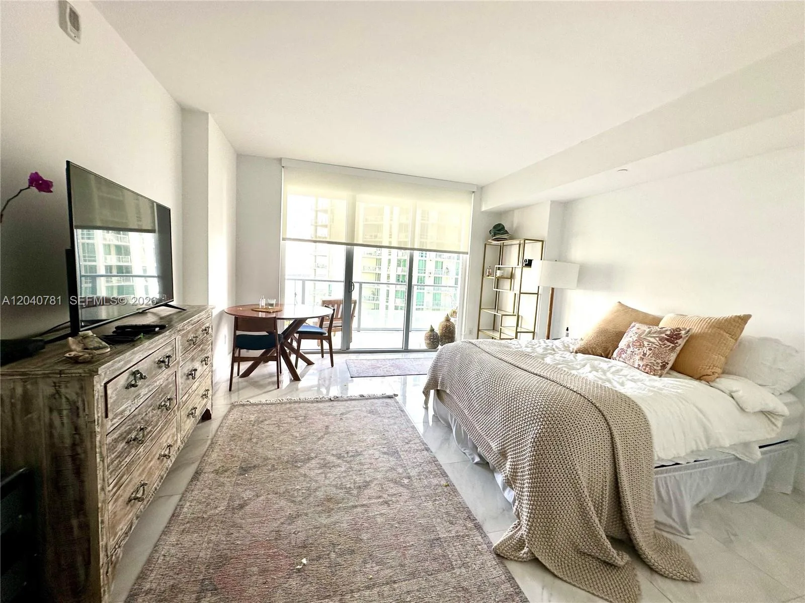 1300 Brickell Bay Dr # 2106, Miami, FL 33131