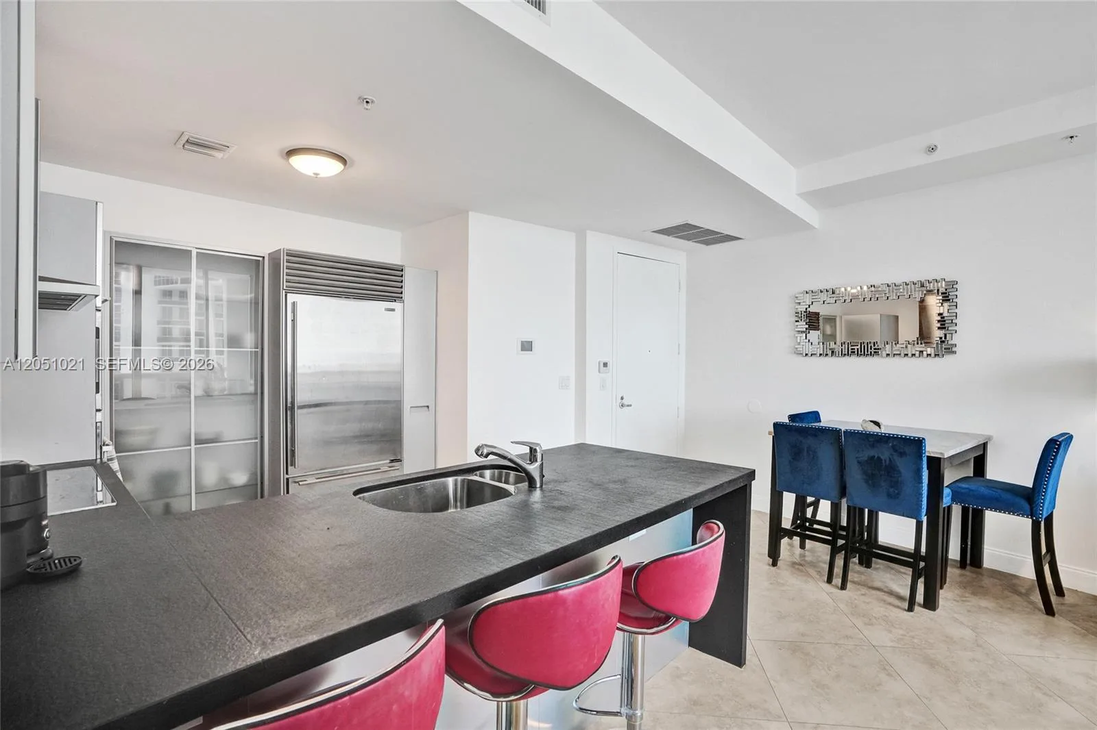 18201 Collins Ave # 4705, Sunny Isles Beach, FL 33160 photo 3