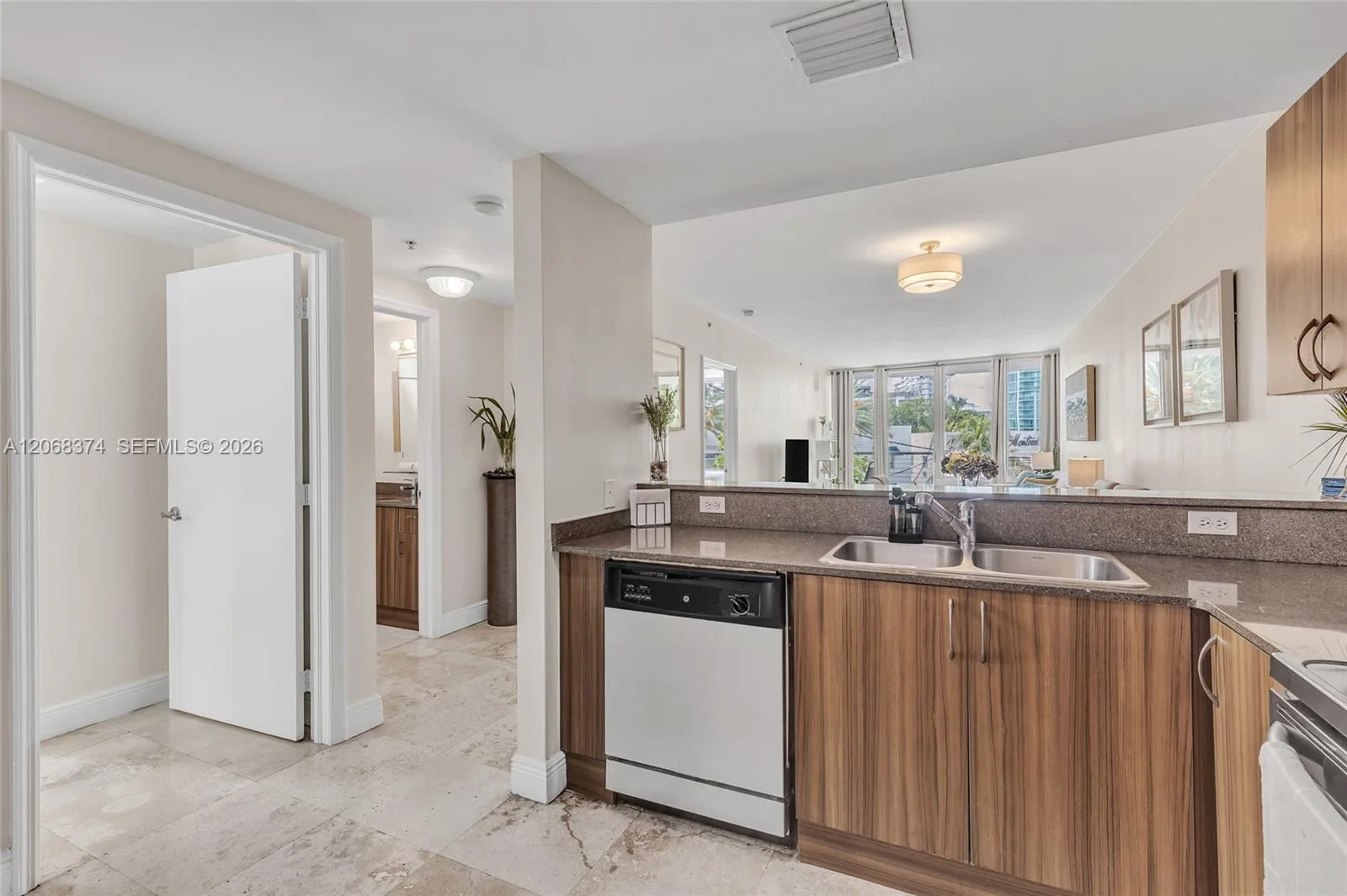 6305 Indian Creek Dr # 3G, Miami Beach, FL 33141 photo 6