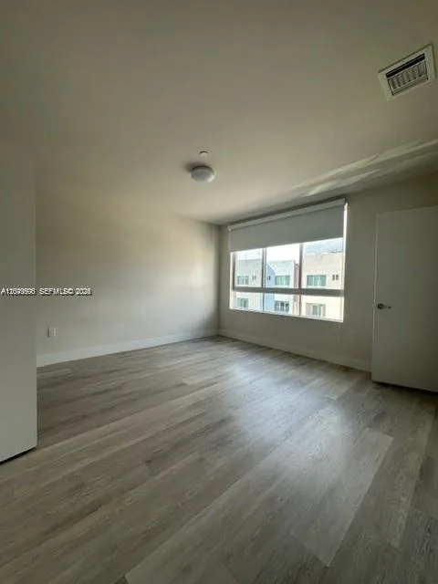 2561 NE 193rd St # 1208, Miami, FL 33180 photo 7