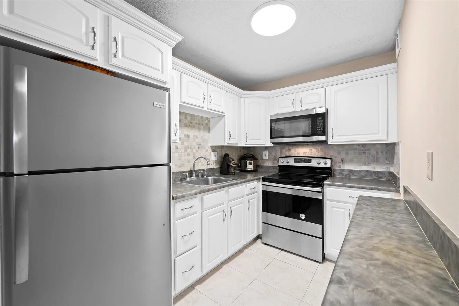 5180 E Sabal Palm Boulevard # 239, Tamarac, FL 33319
