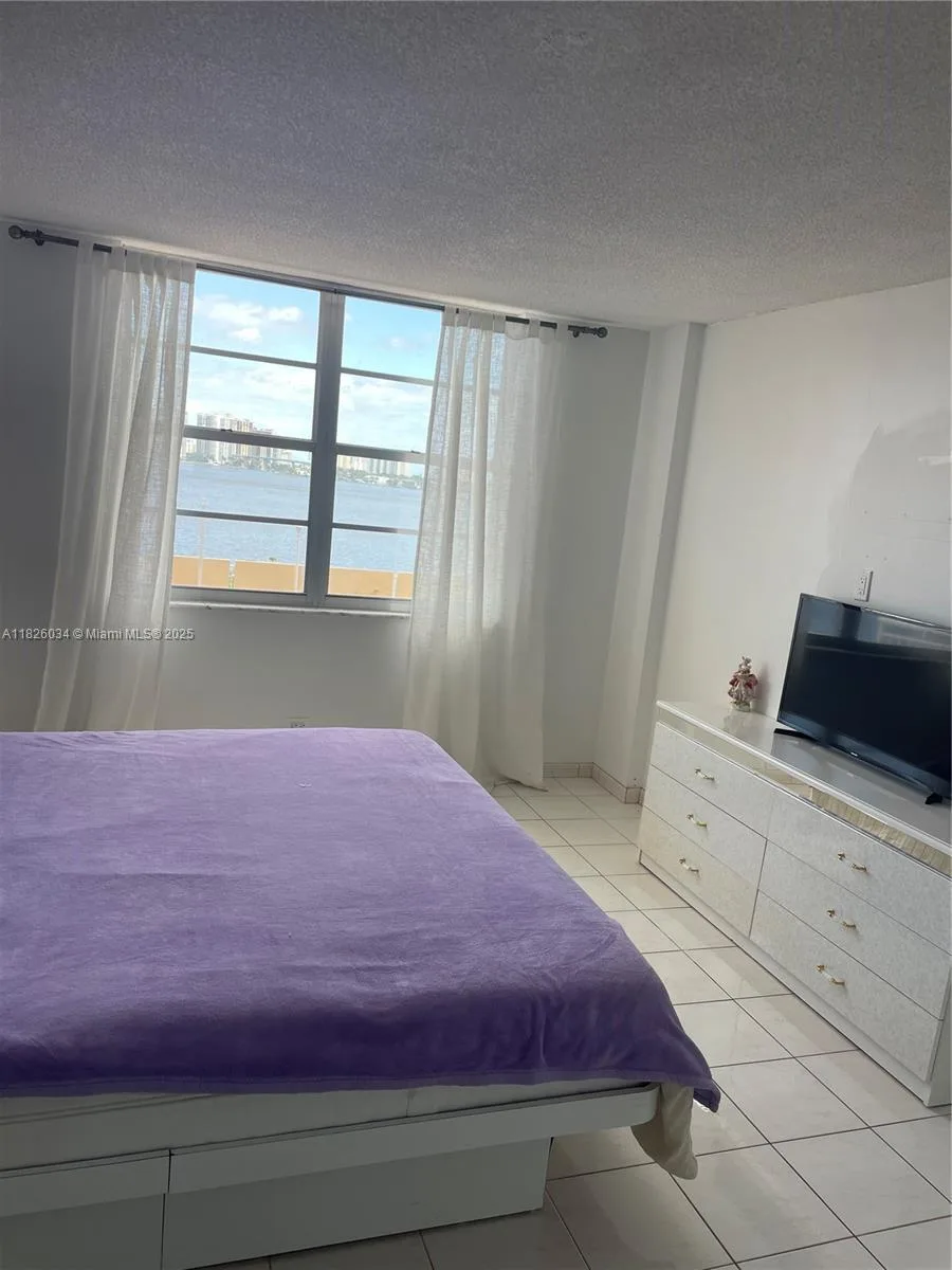 251 174th St # 320, Sunny Isles Beach, FL 33160 photo 10