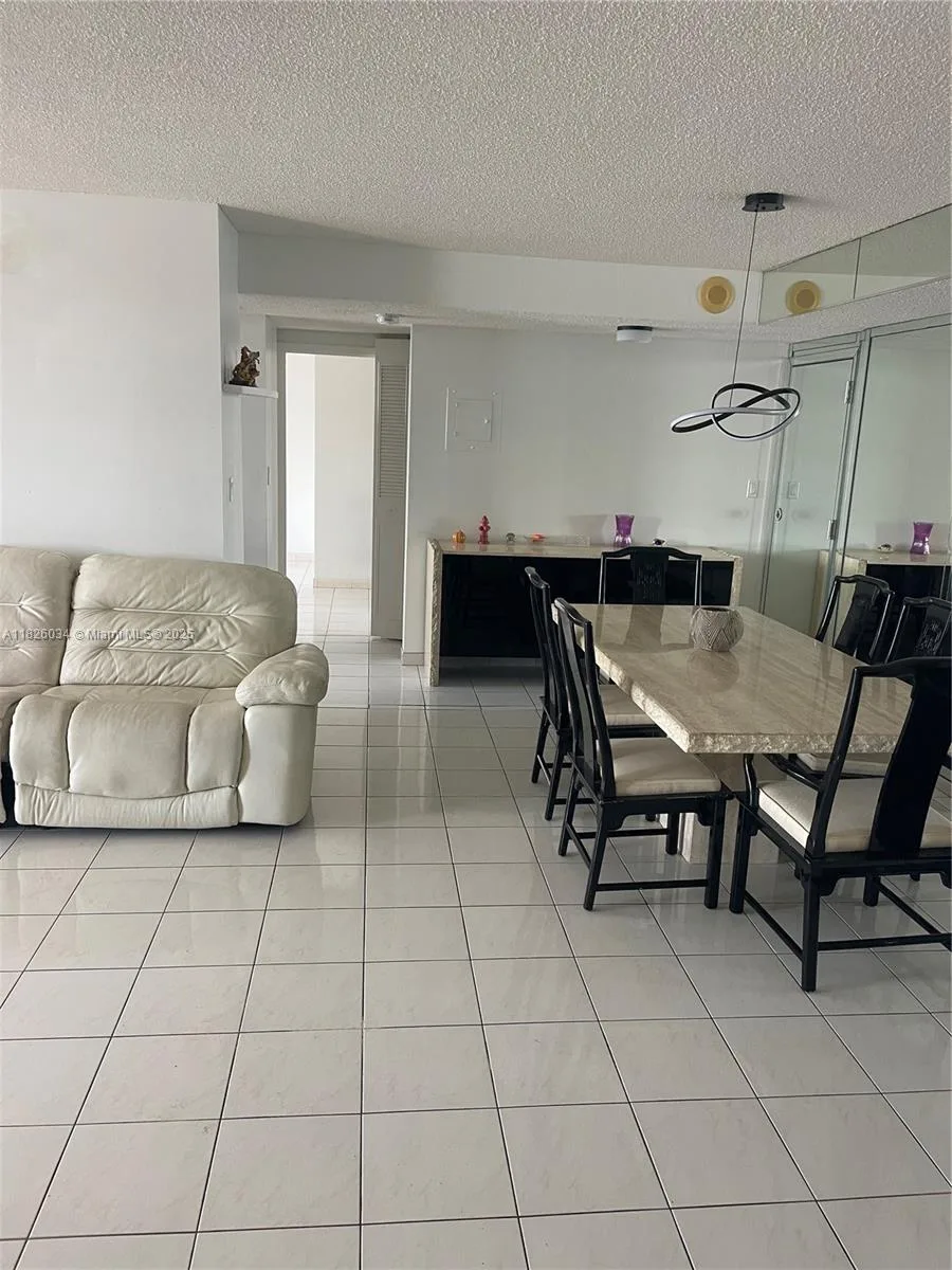 251 174th St # 320, Sunny Isles Beach, FL 33160 photo 2