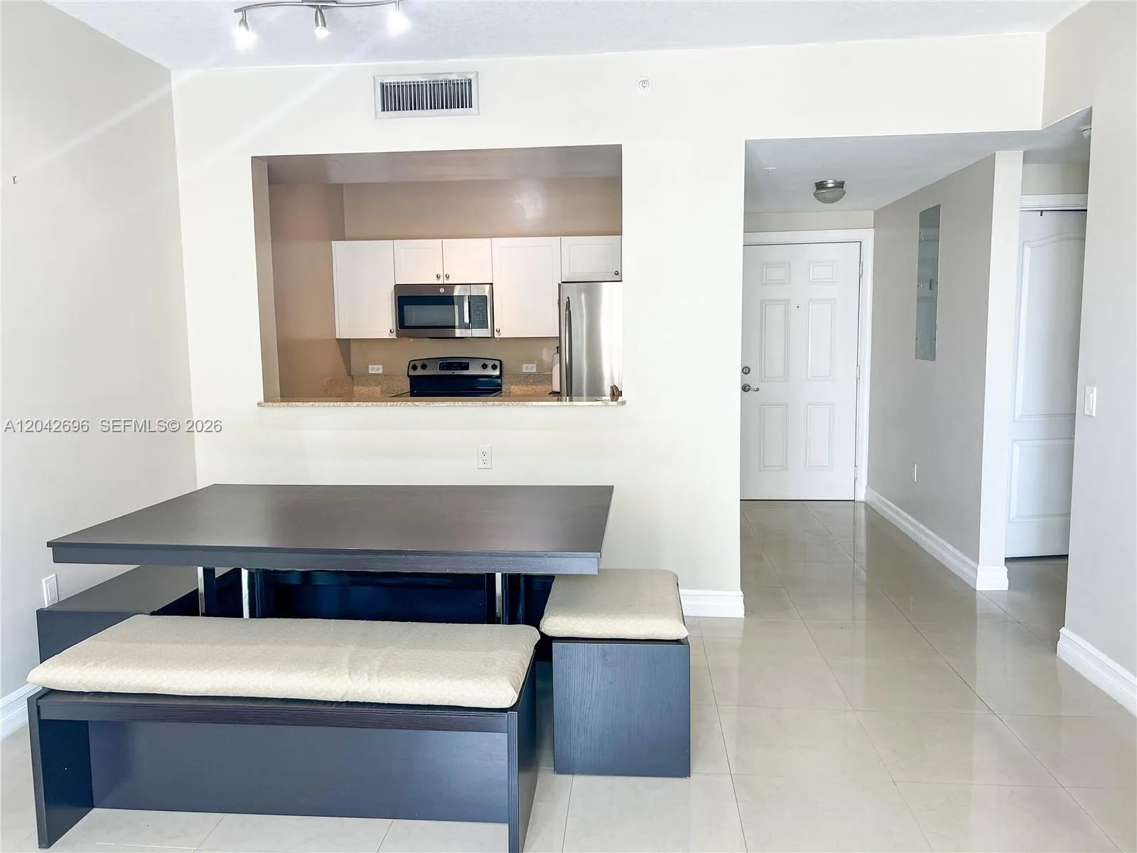 117 NW 42nd Ave # 506, Miami, FL 33126 photo 2