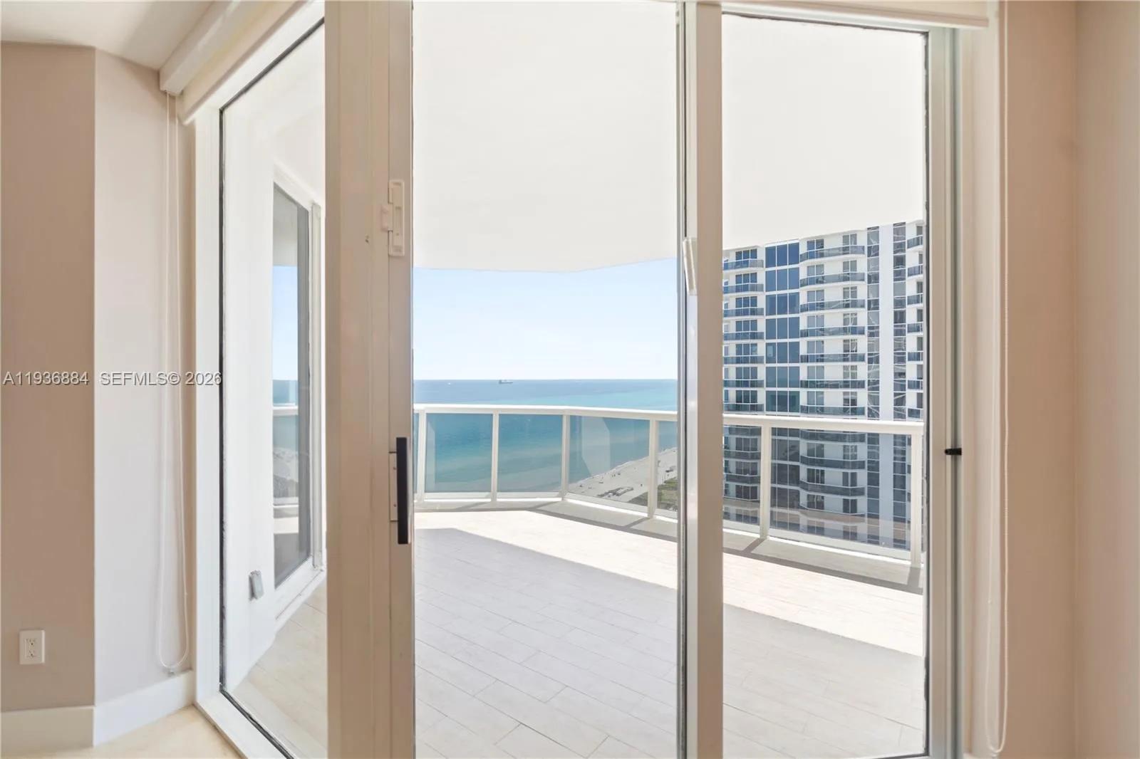 4779 Collins Ave # 2204, Miami Beach, FL 33140 photo 11