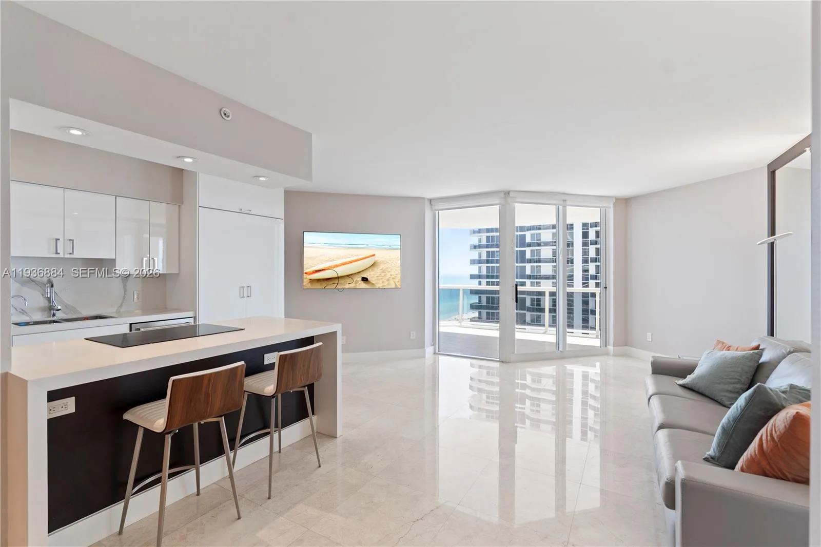 4779 Collins Ave # 2204, Miami Beach, FL 33140 photo 4