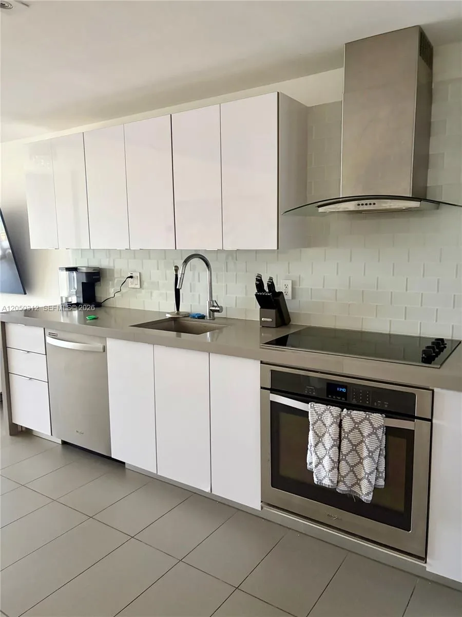 1600 NE 1st Ave # 3402, Miami, FL 33132