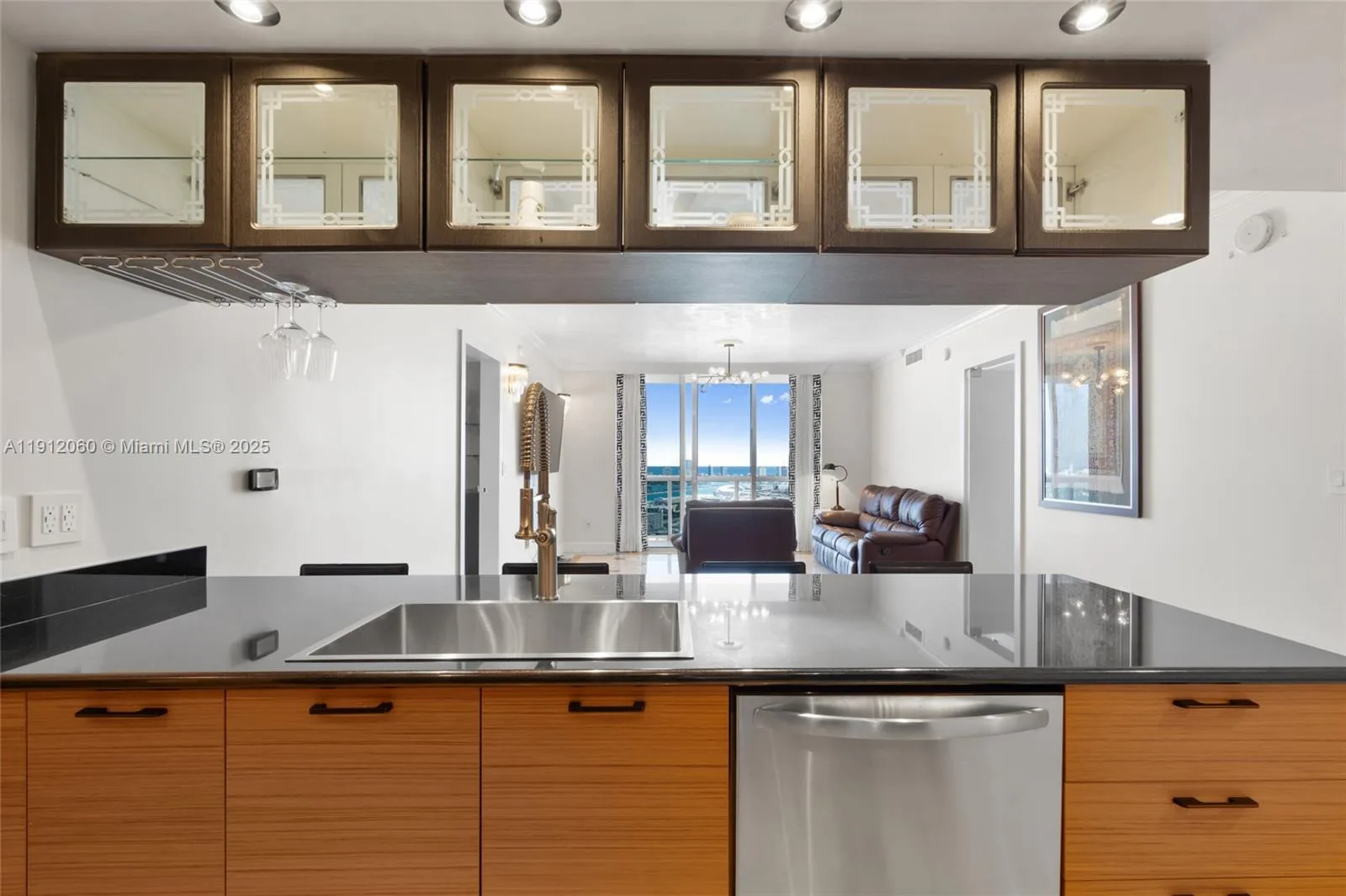50 Biscayne Blvd # 4808, Miami, FL 33132 photo 11