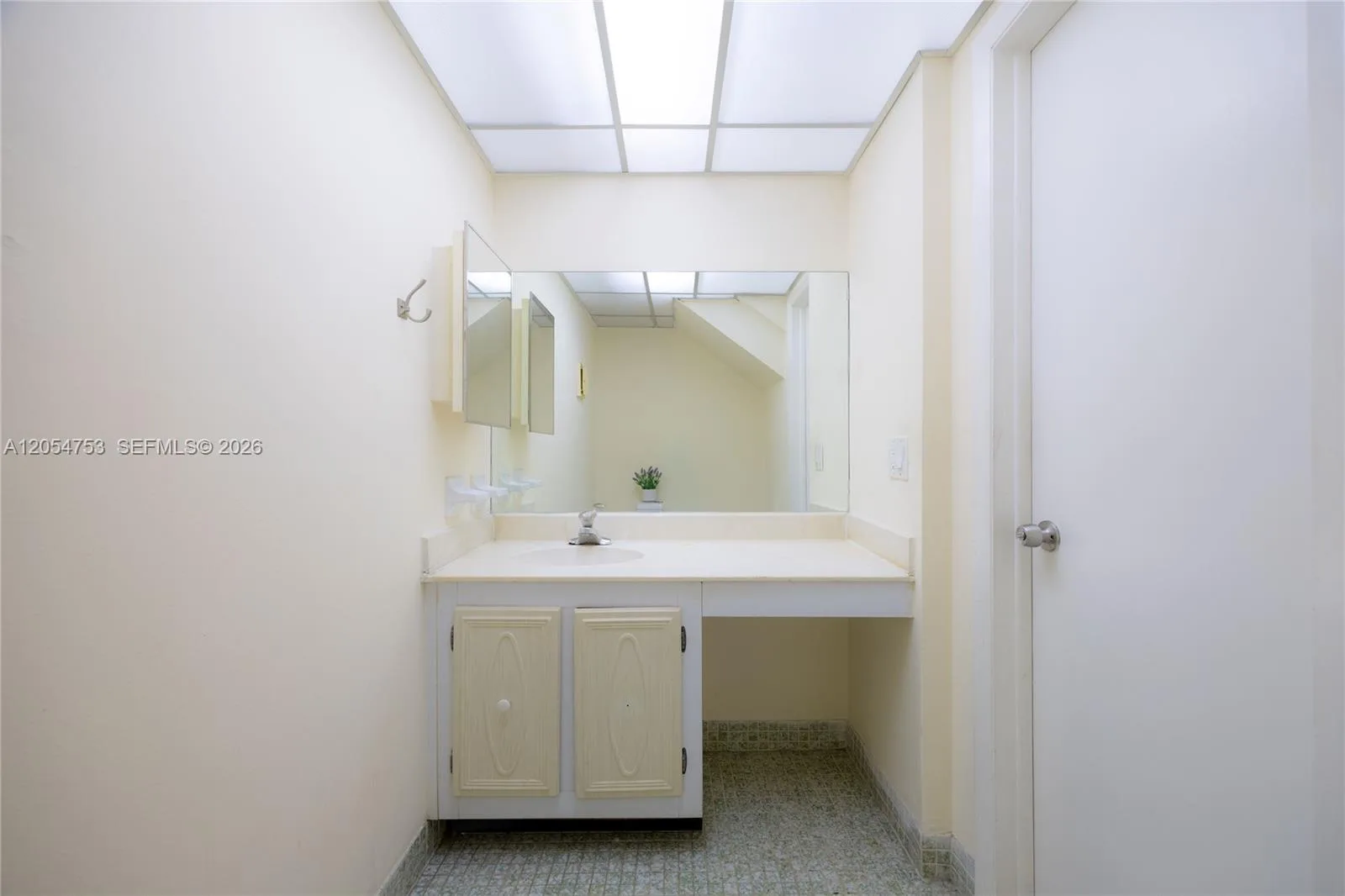 9365 Fontainebleau Blvd # E205, Miami, FL 33172 photo 12