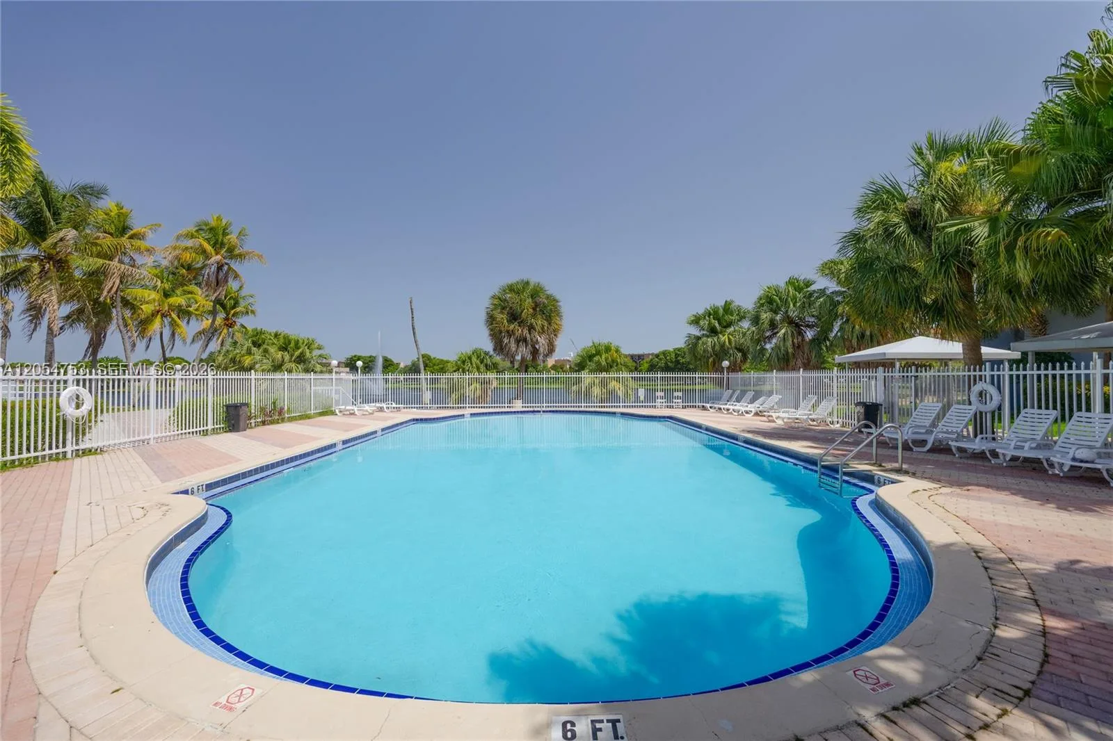 9365 Fontainebleau Blvd # E205, Miami, FL 33172 photo 4