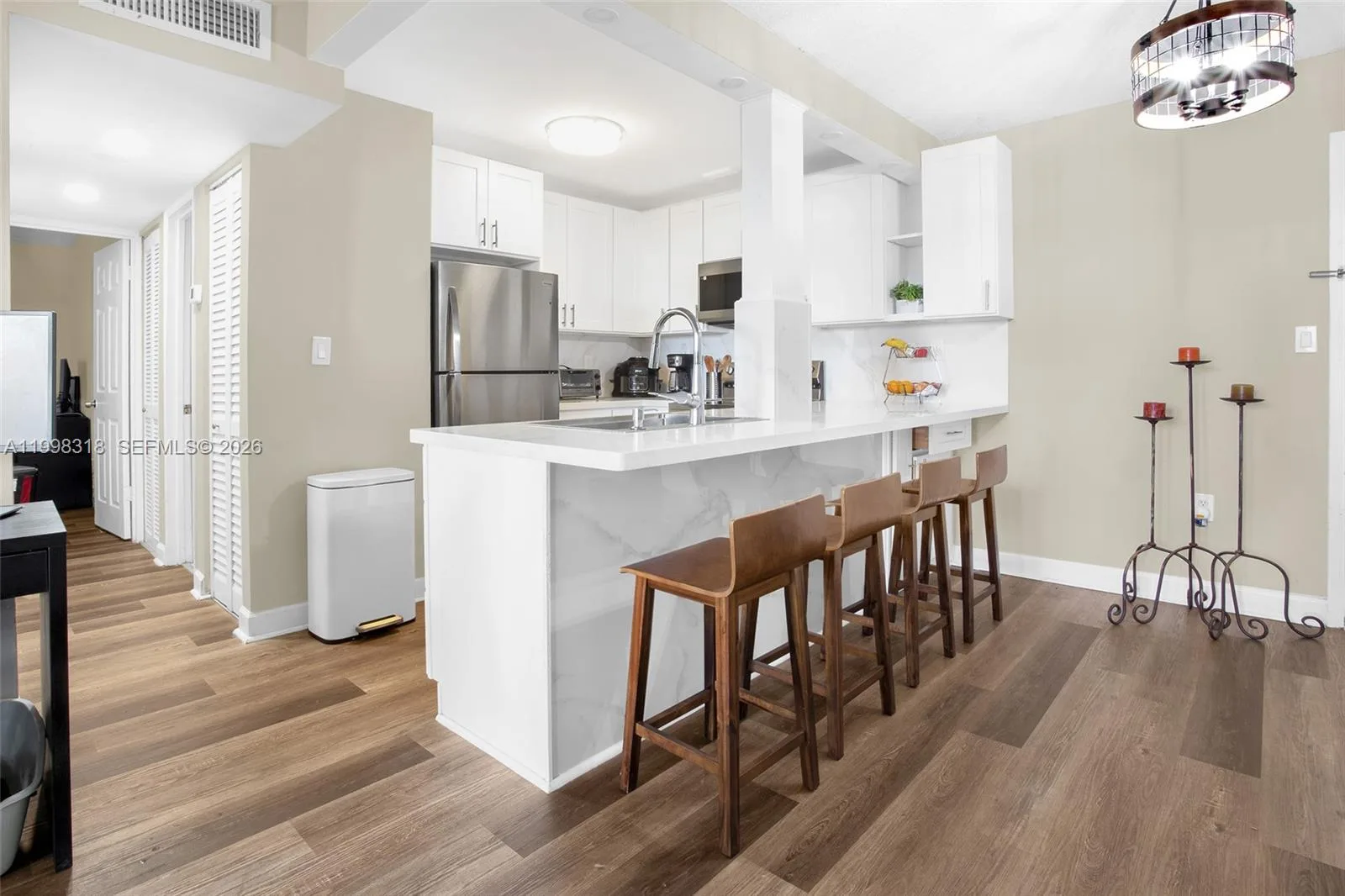 9682 Fontainebleau Blvd # 503, Miami, FL 33172