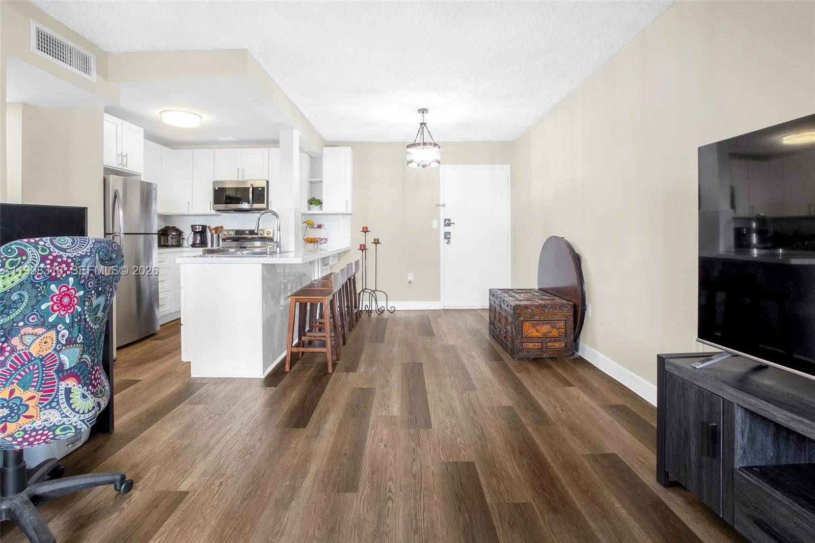 9682 Fontainebleau Blvd # 503, Miami, FL 33172 photo 11