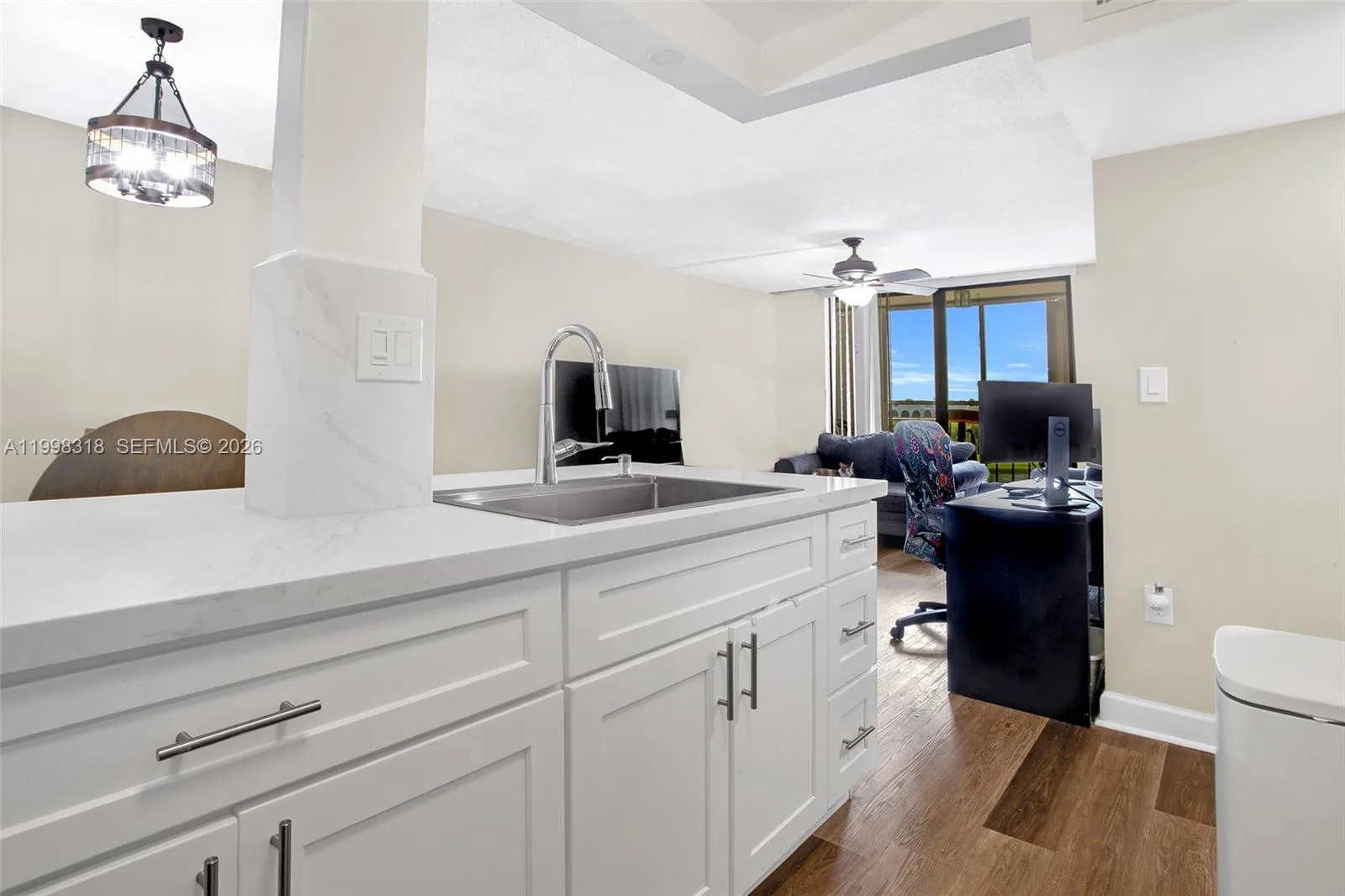 9682 Fontainebleau Blvd # 503, Miami, FL 33172 photo 7