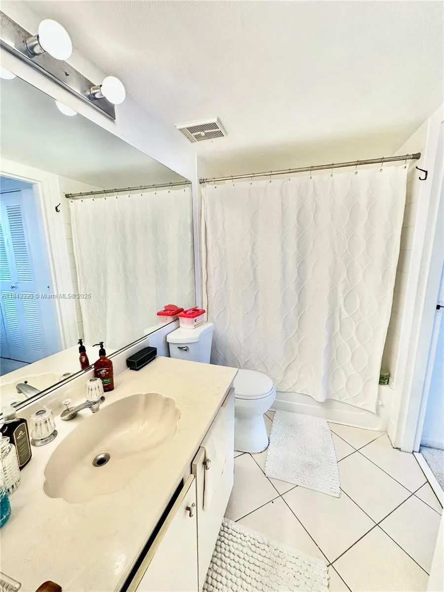 7601 E Treasure Dr # PH217, North Bay Village, FL 33141 photo 9