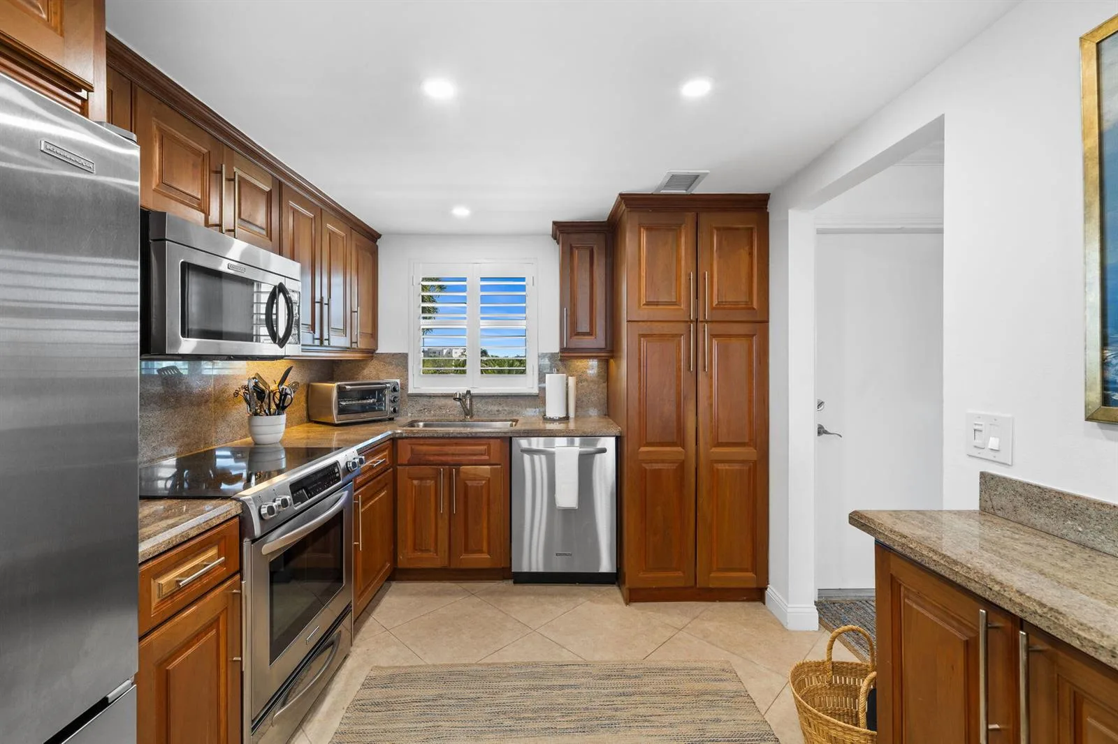 511 BAYSHORE Drive # 408, Fort Lauderdale, FL 33304 photo 10