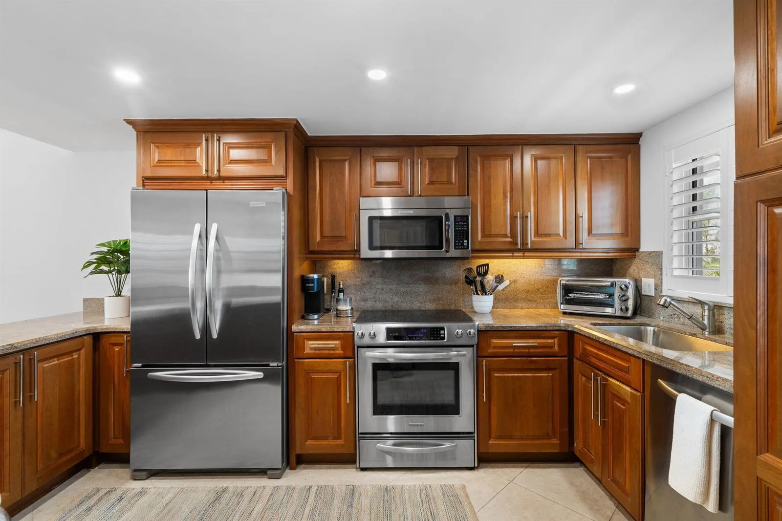 511 BAYSHORE Drive # 408, Fort Lauderdale, FL 33304 photo 8
