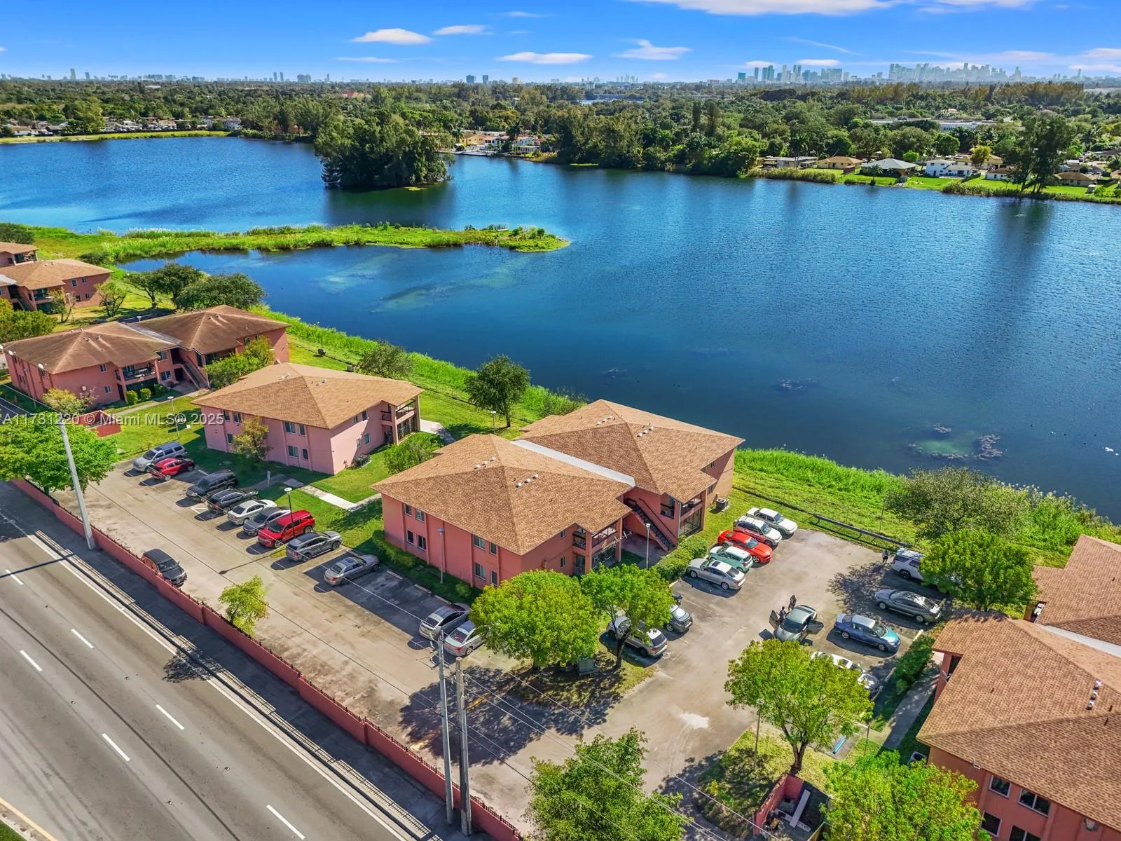 2020 NW 119th St # 1122, Miami, FL 33167