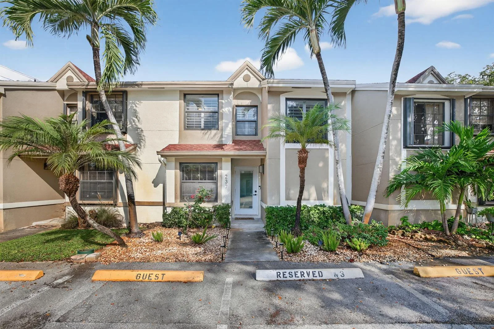 237 City View Drive # 237, Fort Lauderdale, FL 33311