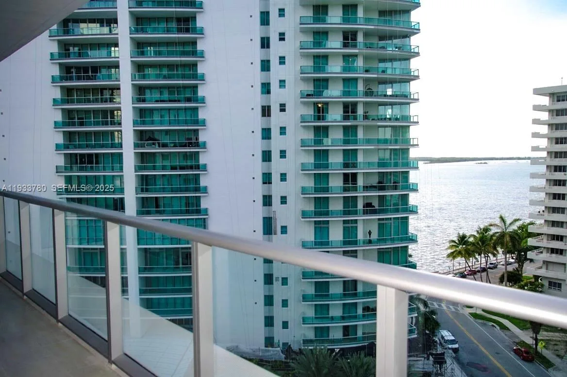 1300 Brickell Bay Dr # 1106, Miami, FL 33131 photo 9